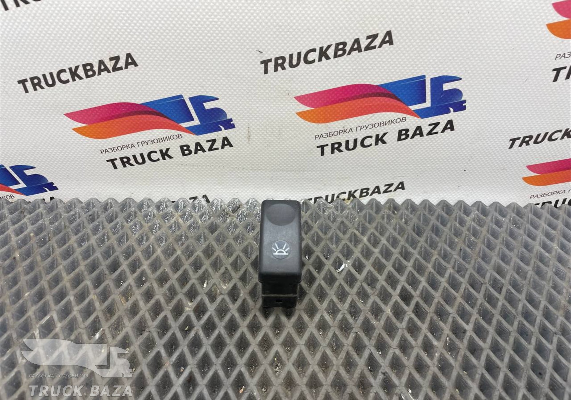 1435592 Кнопка света фар за кабину для Daf XF105 (с 2005)