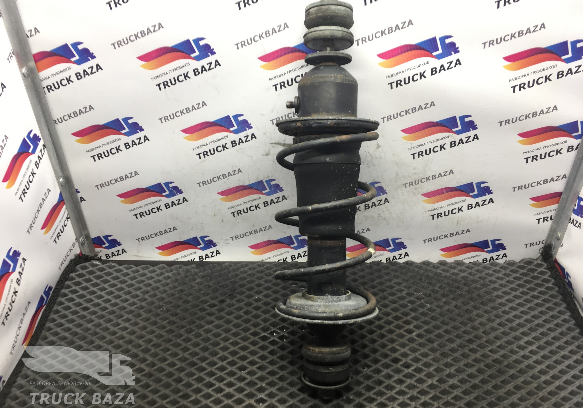 1089009 Амортизатор кабины задний пневмо для Volvo