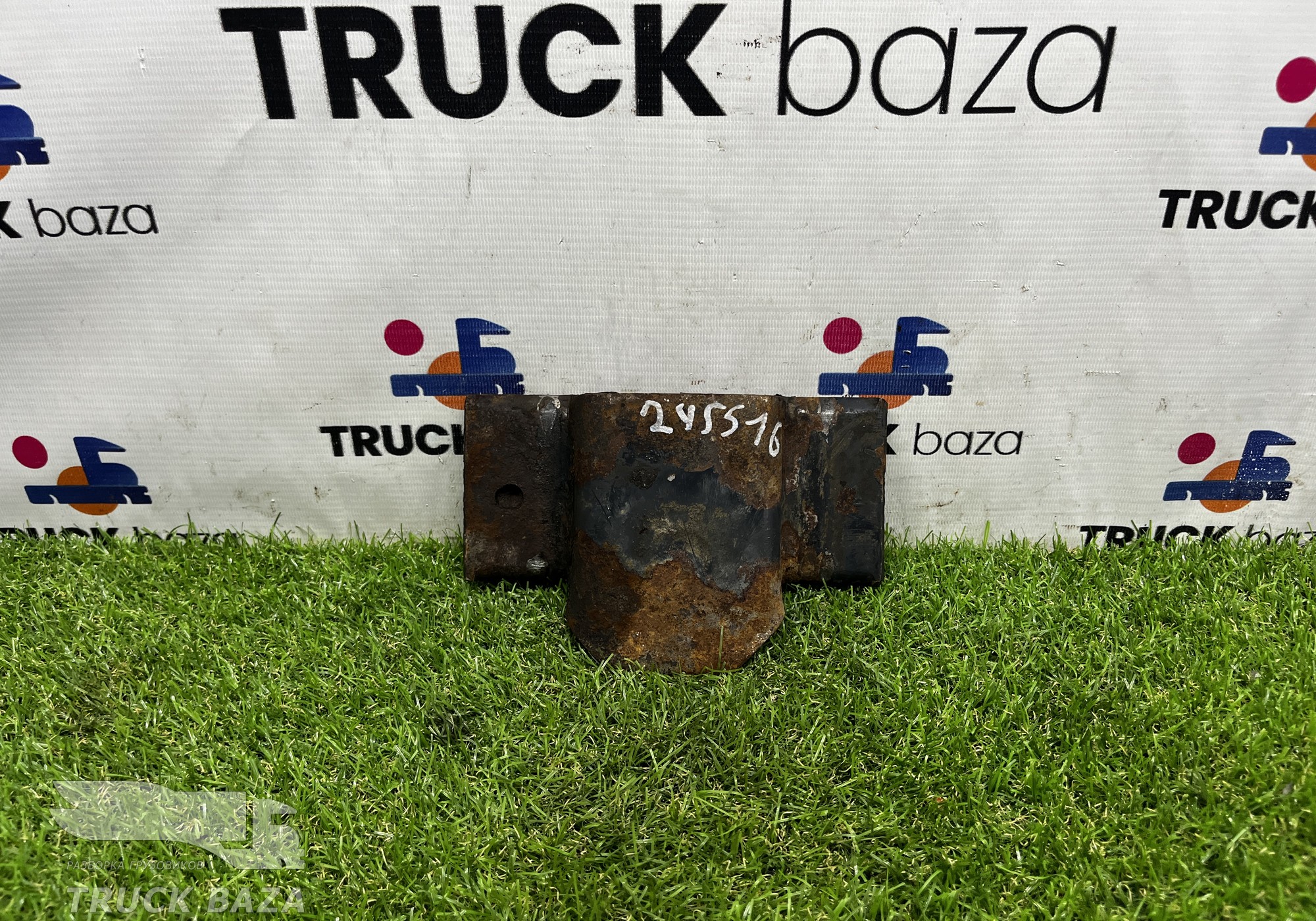 8131965 Проставка рессоры передней для Iveco Stralis II Hi-Way (с 2012)
