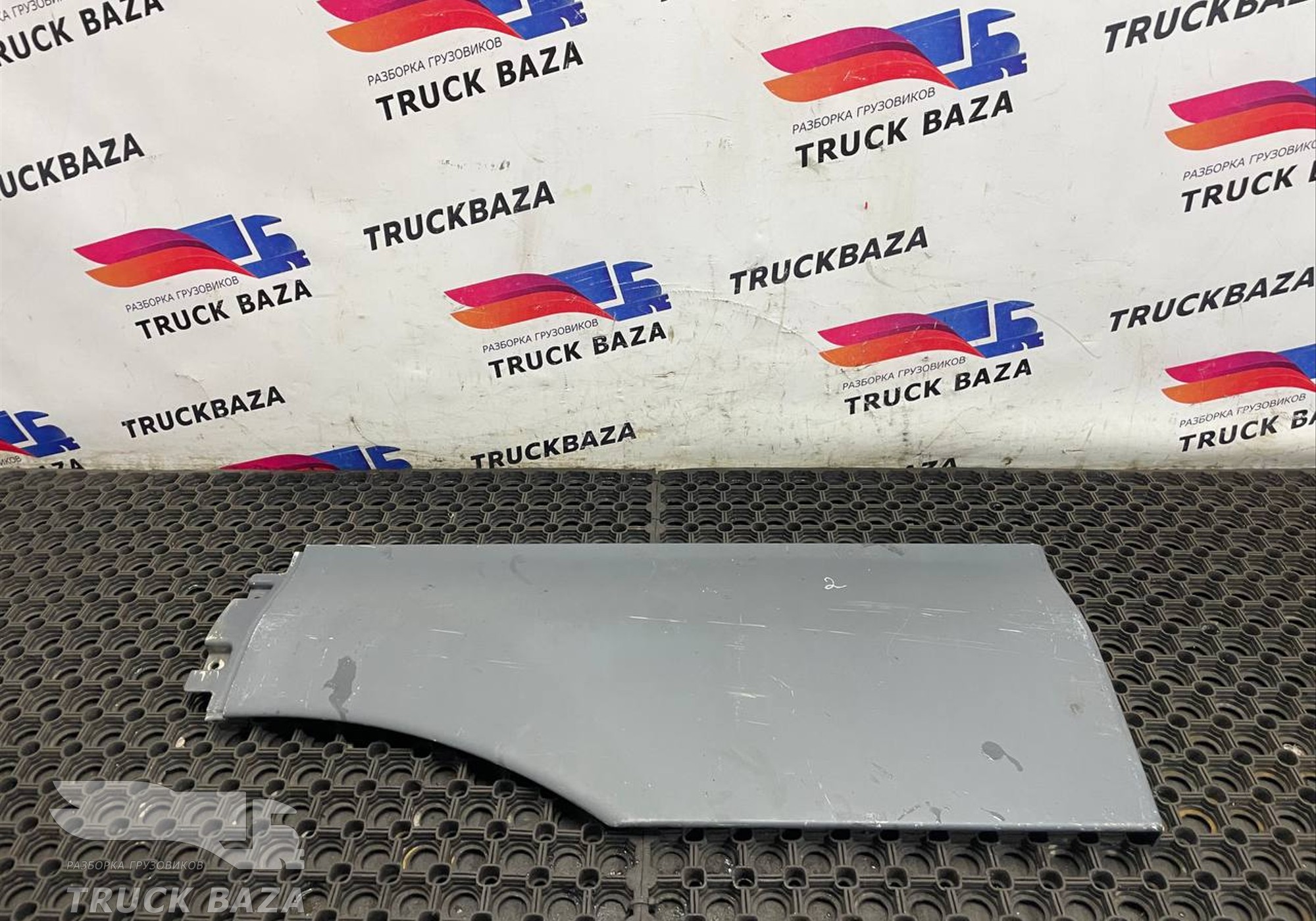 81615100409 Продолжение крыла левого для Man TGX II (с 2012)