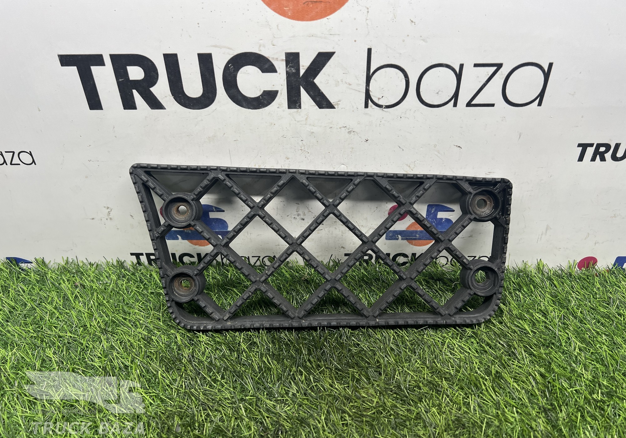 5490840501710 Площадка подножки для КАМАЗ 5490 (с 2013)