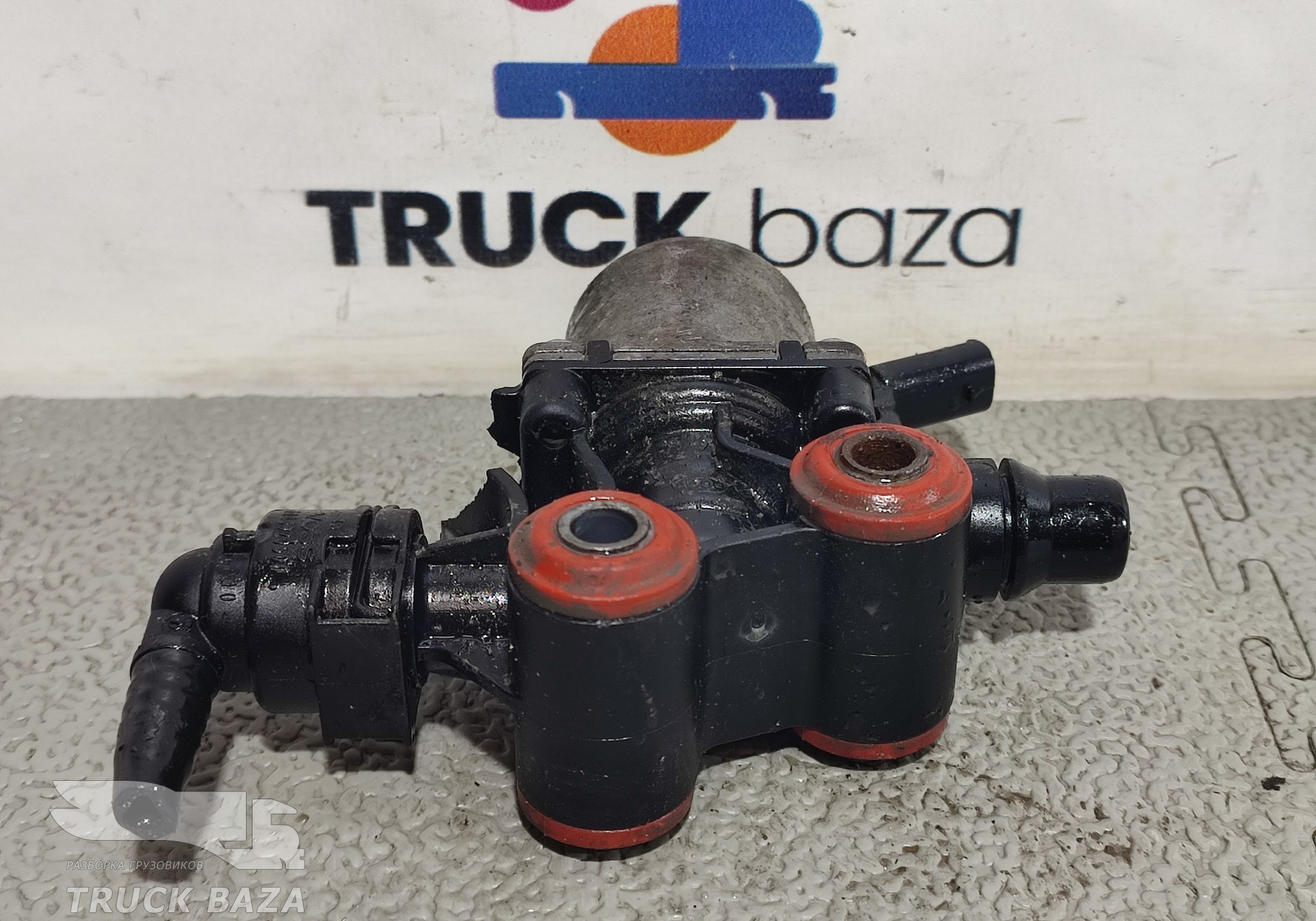 81154076000 Насос системы AdBlue