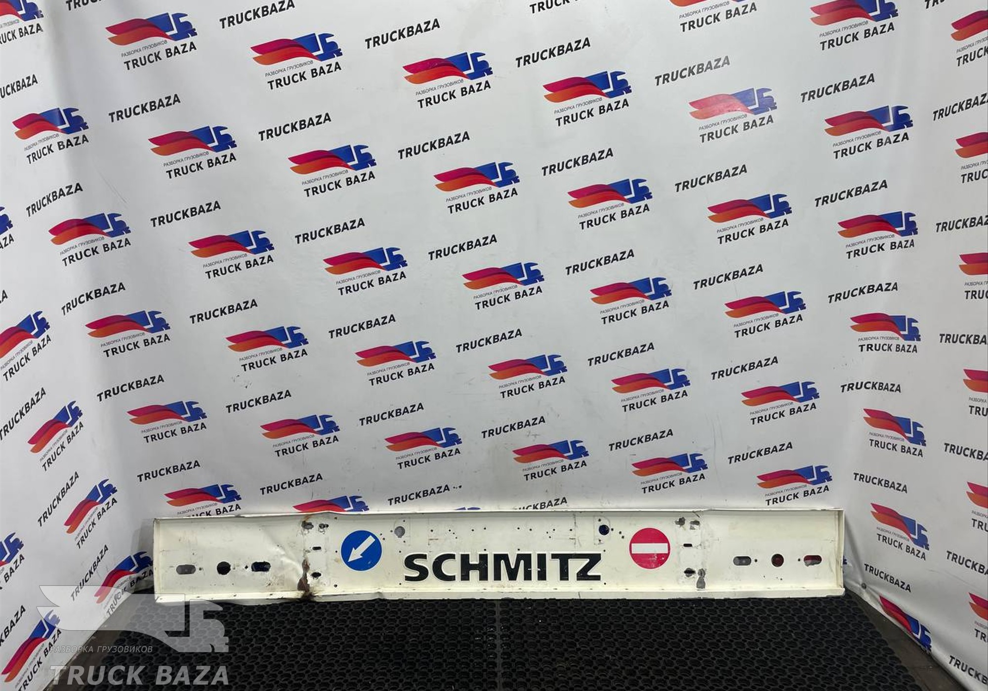 1085814 Бампер задний для Полуприцепы Schmitz