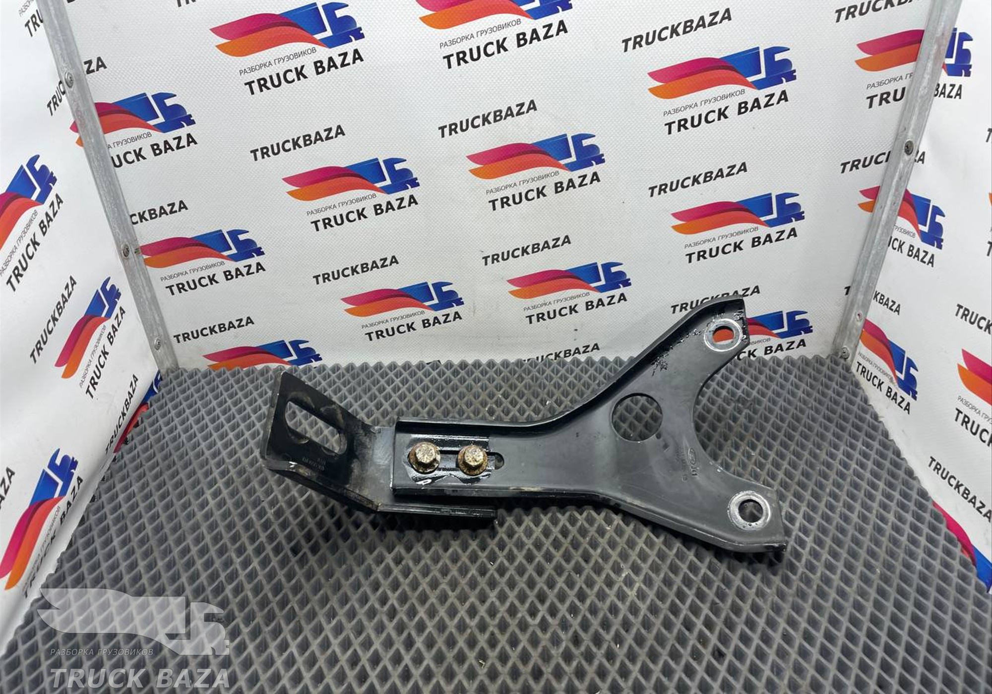 JC465A204EB Кронштейн для Ford F-MAX (с 2018)