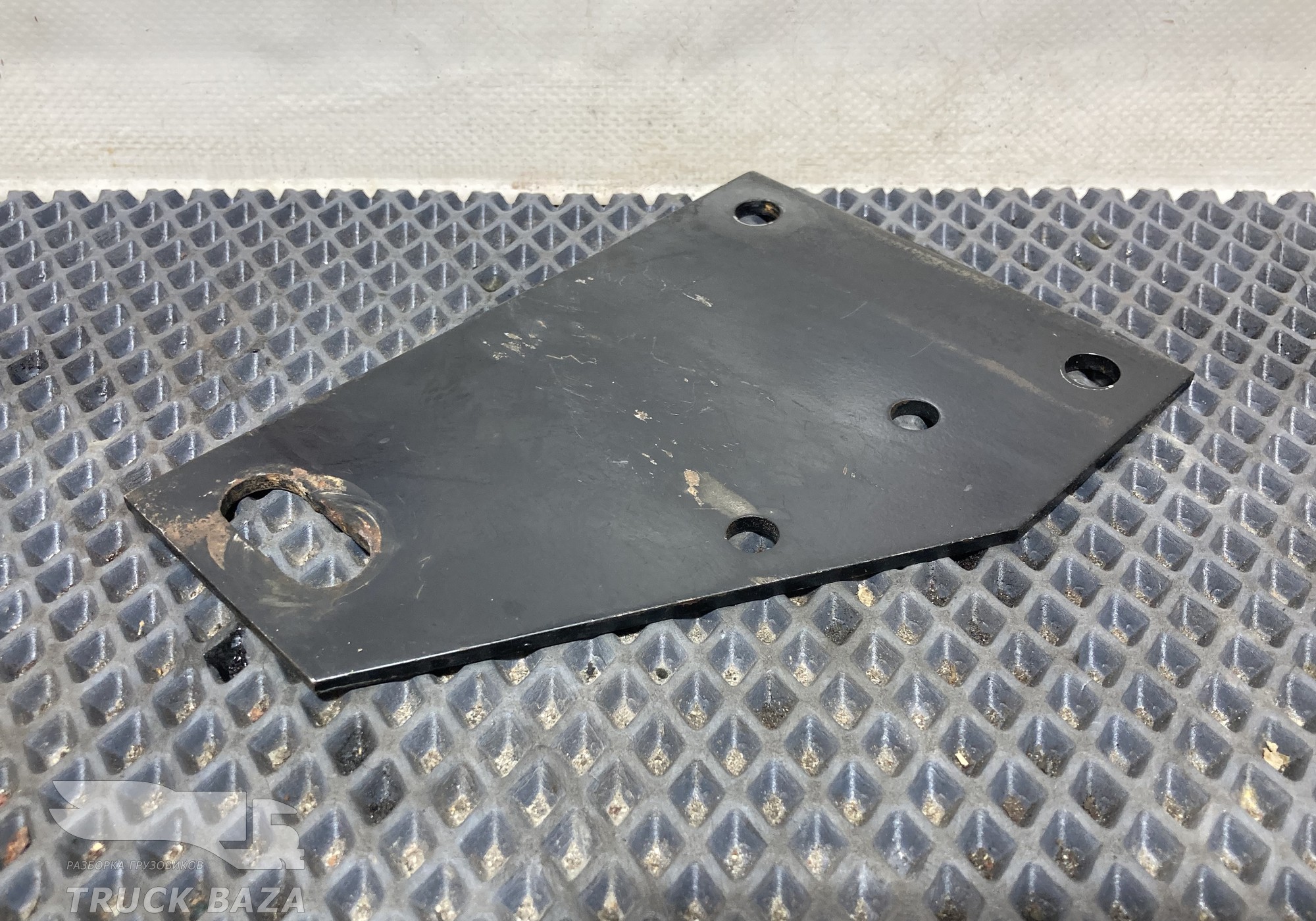 1305785 Кронштейн перекидок для Daf XF105 (с 2005)