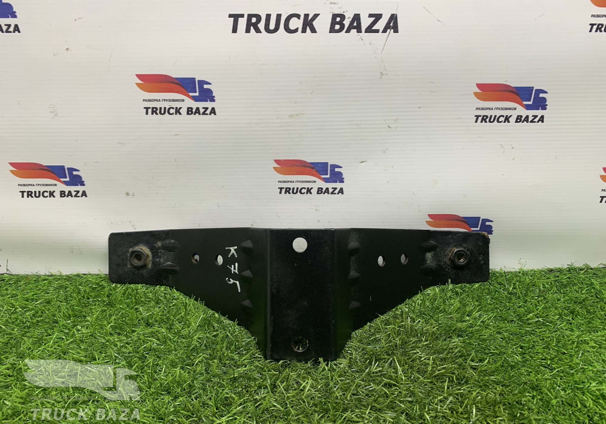 549018405191 Кронштейн подножки для КАМАЗ 54901