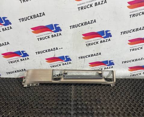 812W617015010 Накладка торпедо для Sinotruk Sitrak C7H