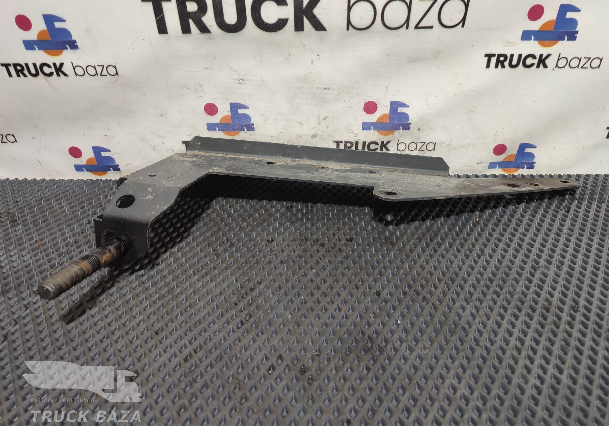 9624295240 Кронштейн осушителя для Mercedes-Benz Actros New Actros MP4 (с 2011)