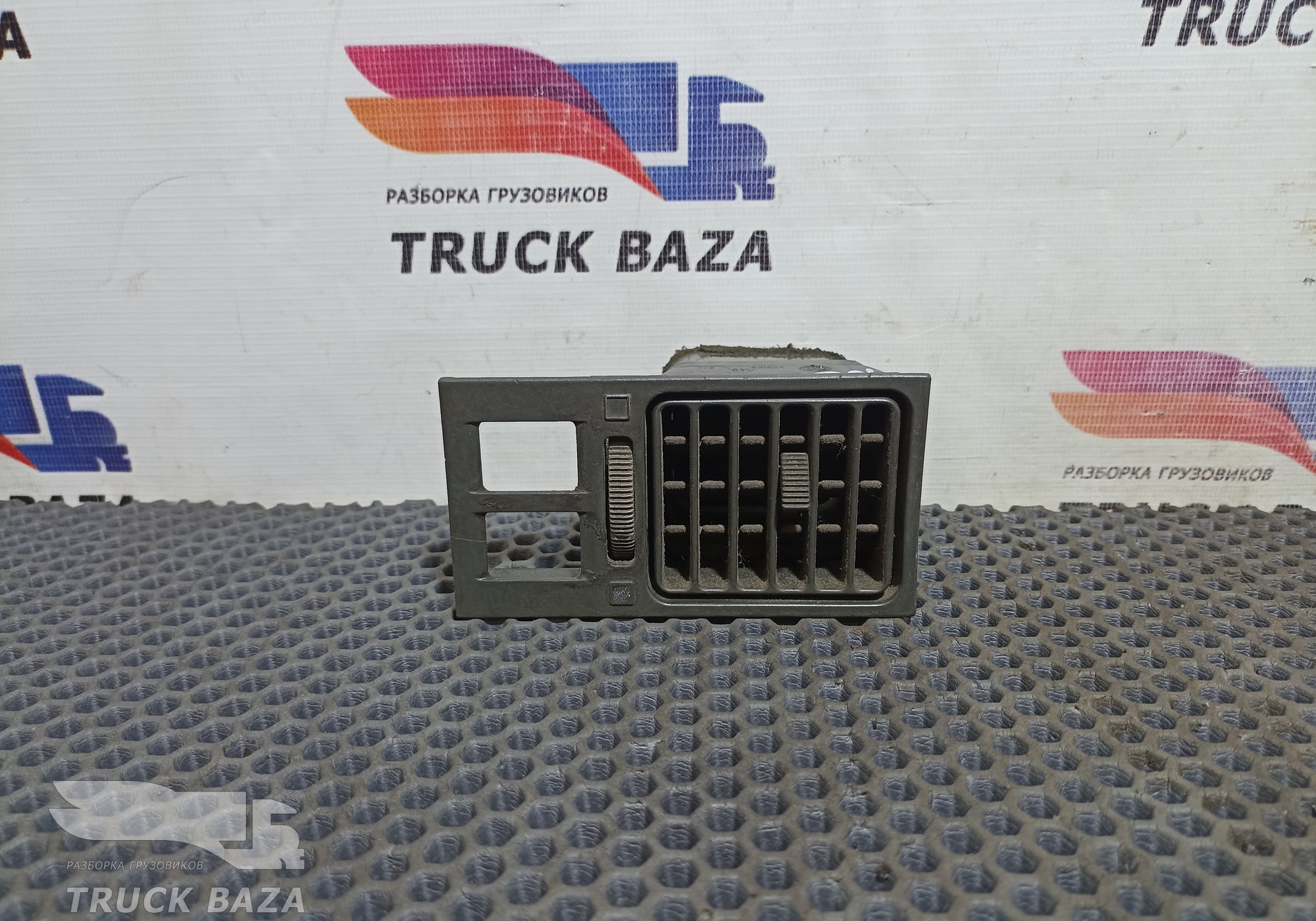 98473365 Дефлектор воздушный для Iveco EuroTech (с 1991 по 1999)
