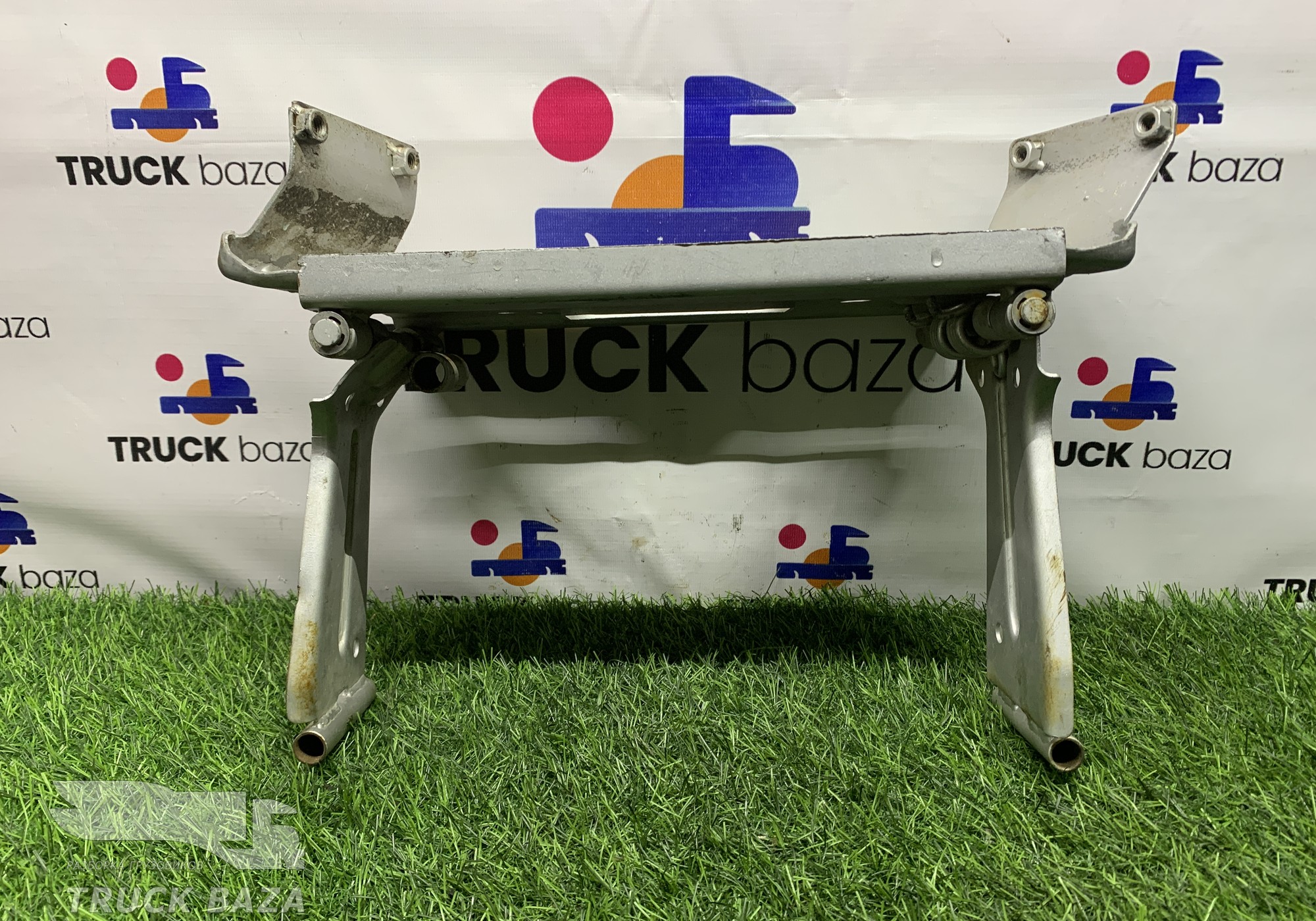 WG1632242360 Подножка кабины правая для Sinotruk Sitrak C7H