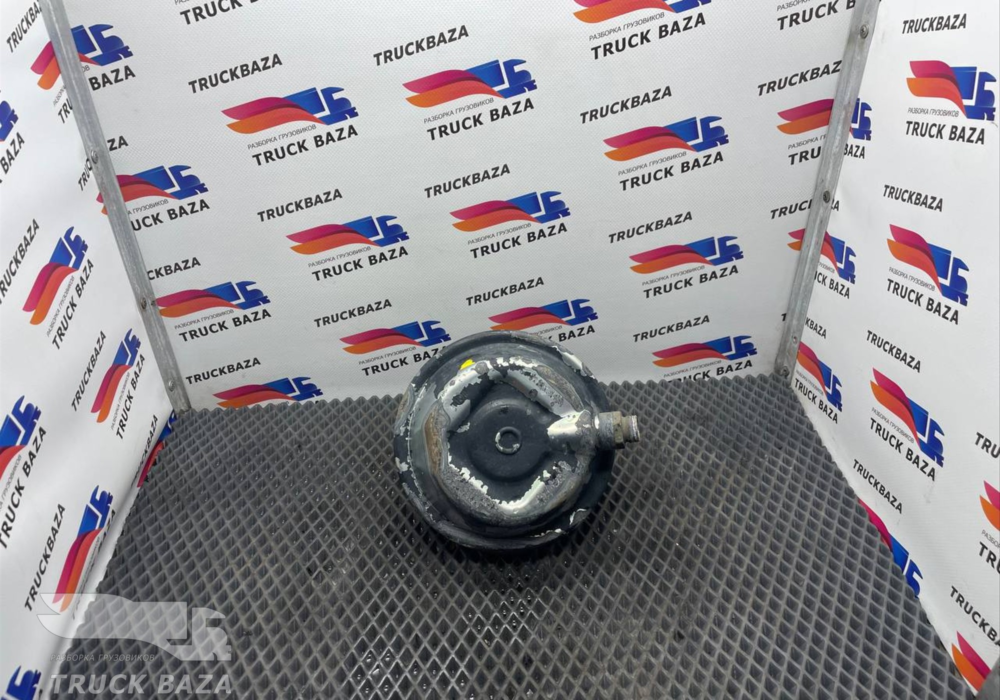 81511016483 Камера тормозная передняя