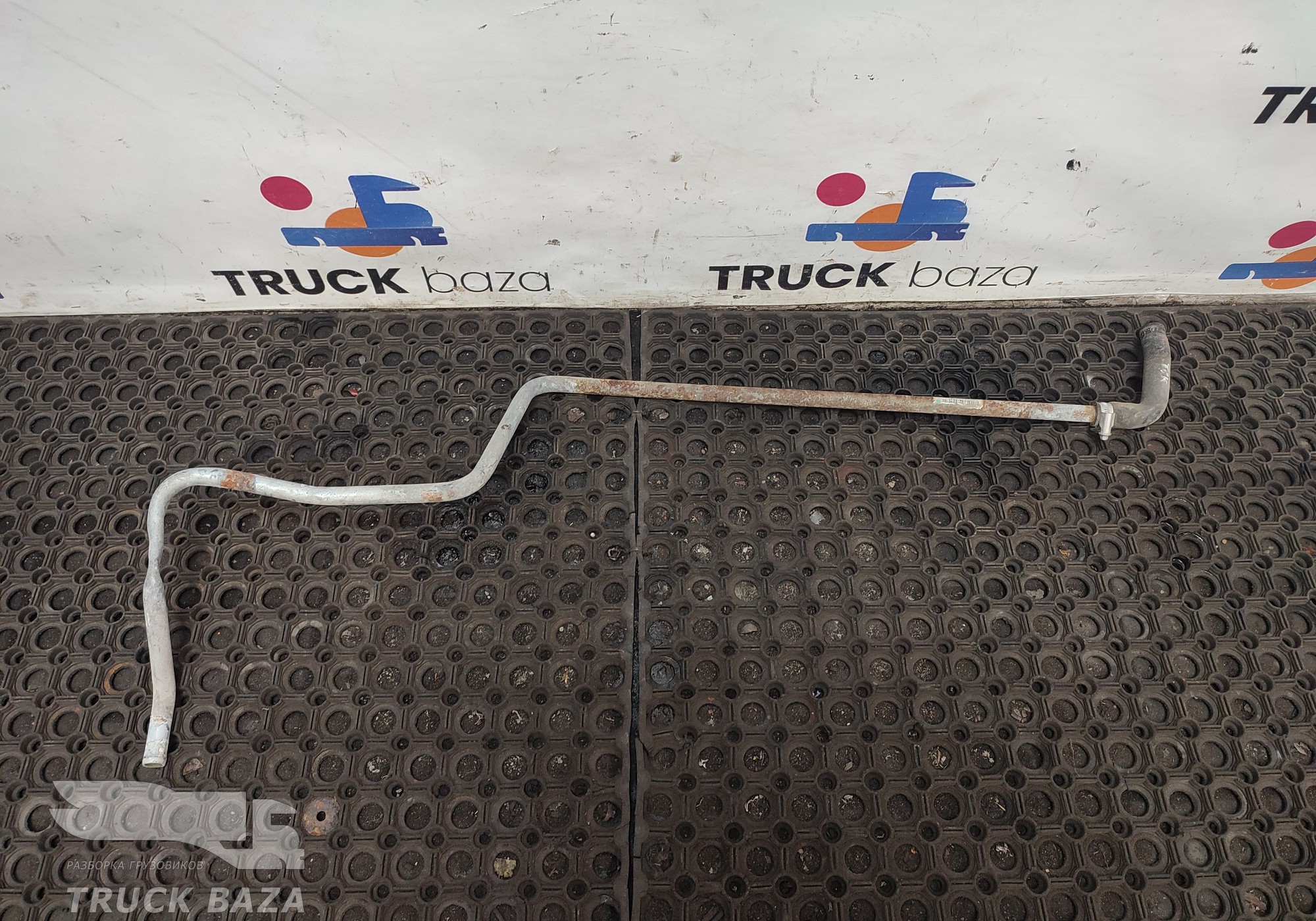 810619600739 Трубка отопителя для Sinotruk Sitrak C7H