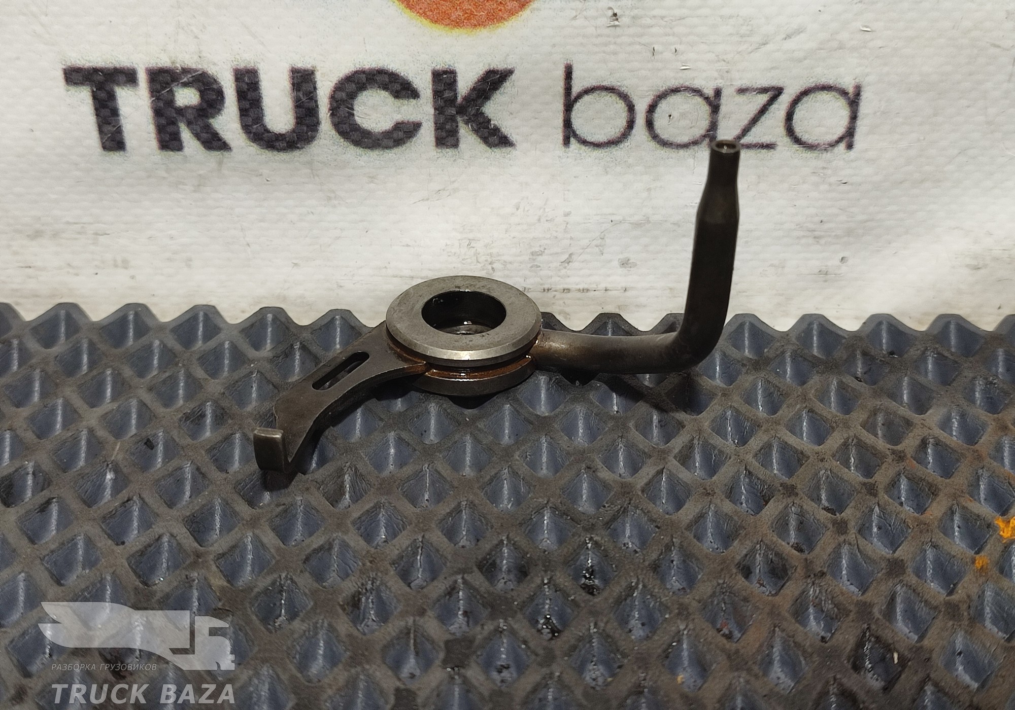 1526821 Форсунка масляная для Scania 4-series