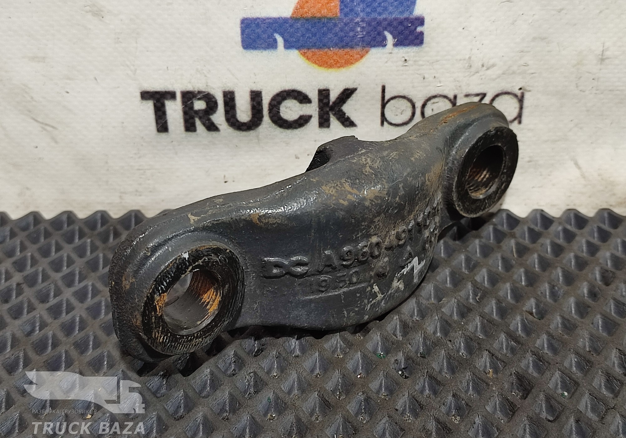 9604911016 Кронштейн глушителя передний для Mercedes-Benz Actros New Actros MP4 (с 2011)