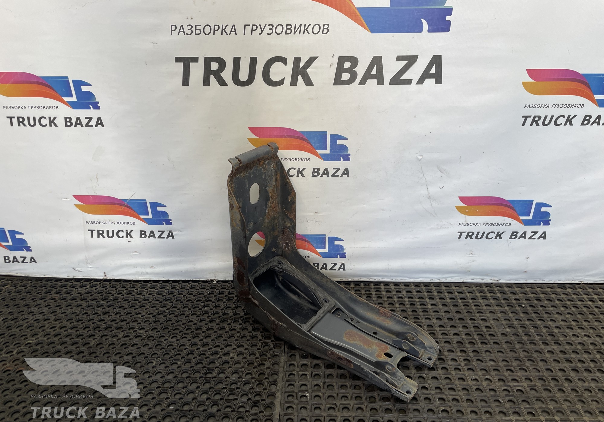 2119155 Кронштейн бака ADblue для Scania 5-series G (с 2004 по 2016)