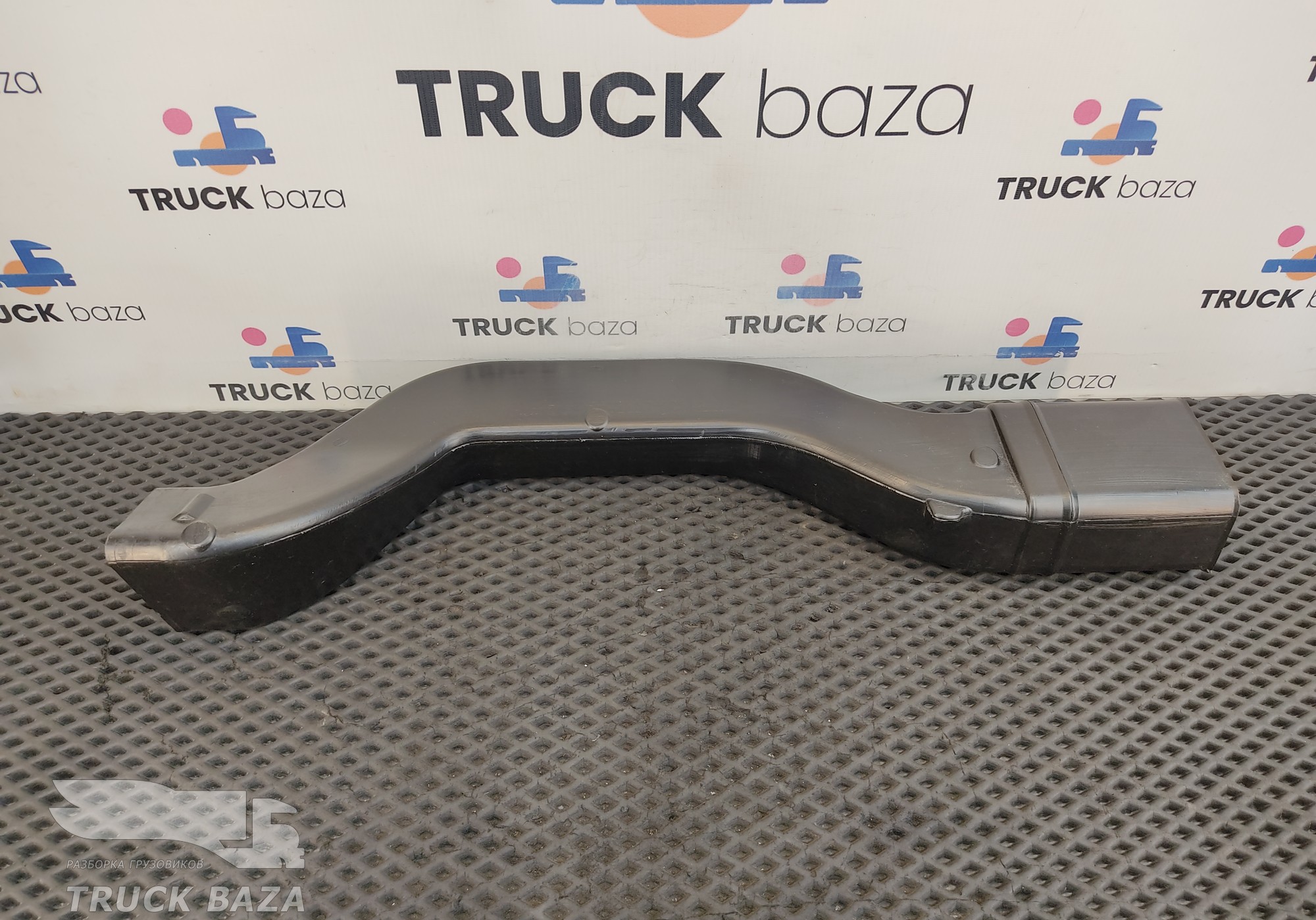 81619500383 Воздуховод отопителя для Man TGX II (с 2012)