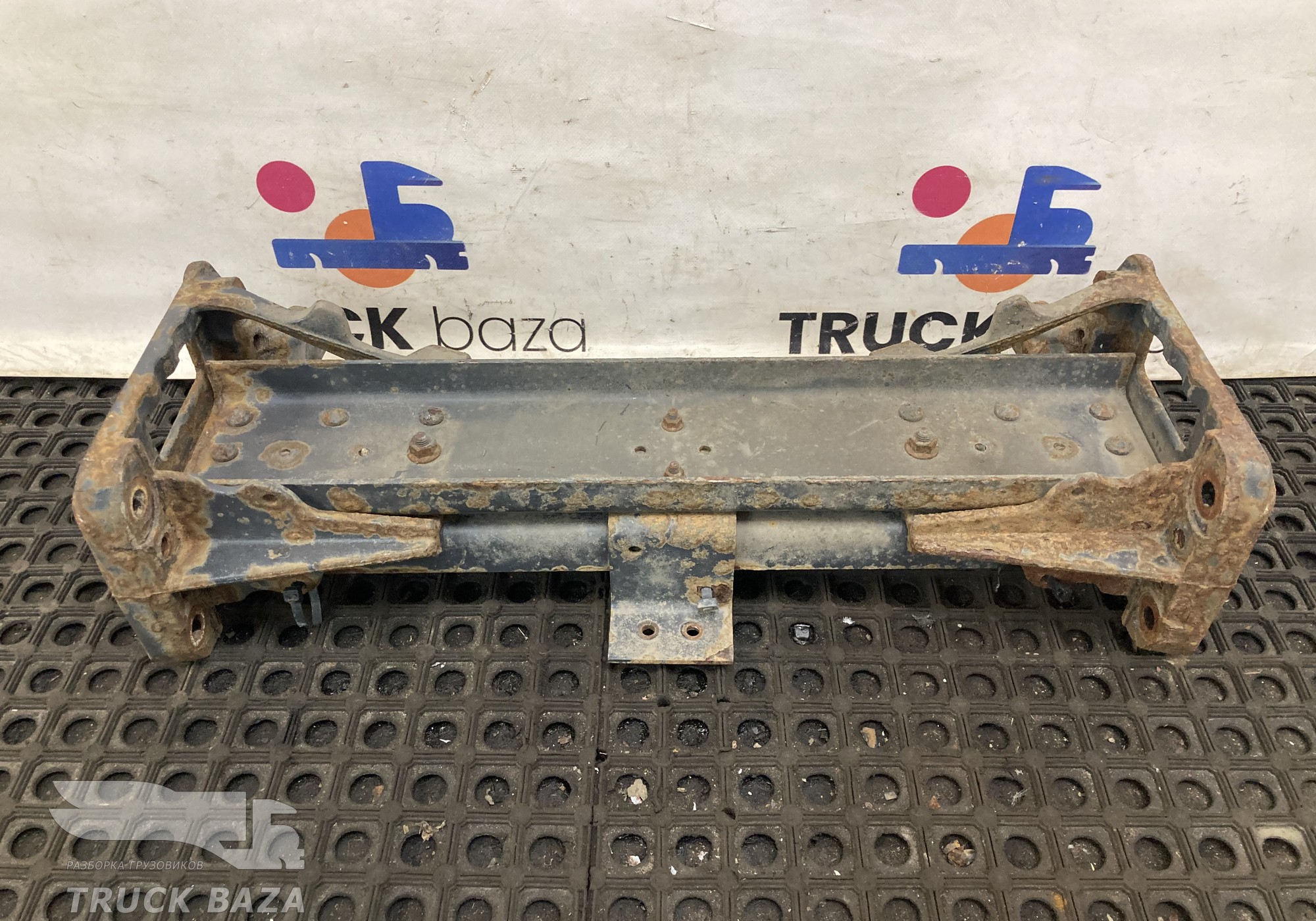 1678814 Траверса рамы поперечная