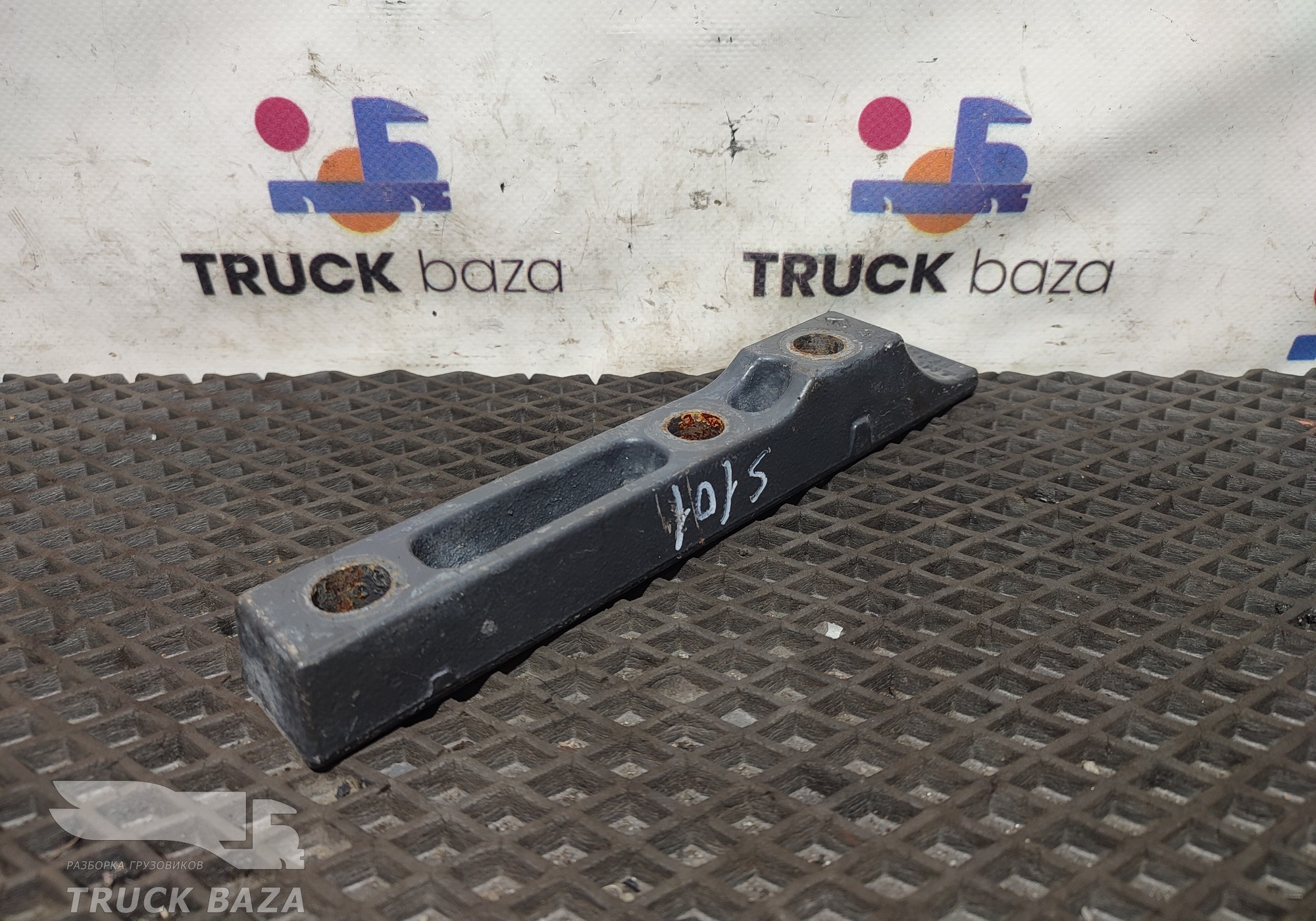 2407422 Кронштейн кабины правый для Scania 6-series R (с 2016)
