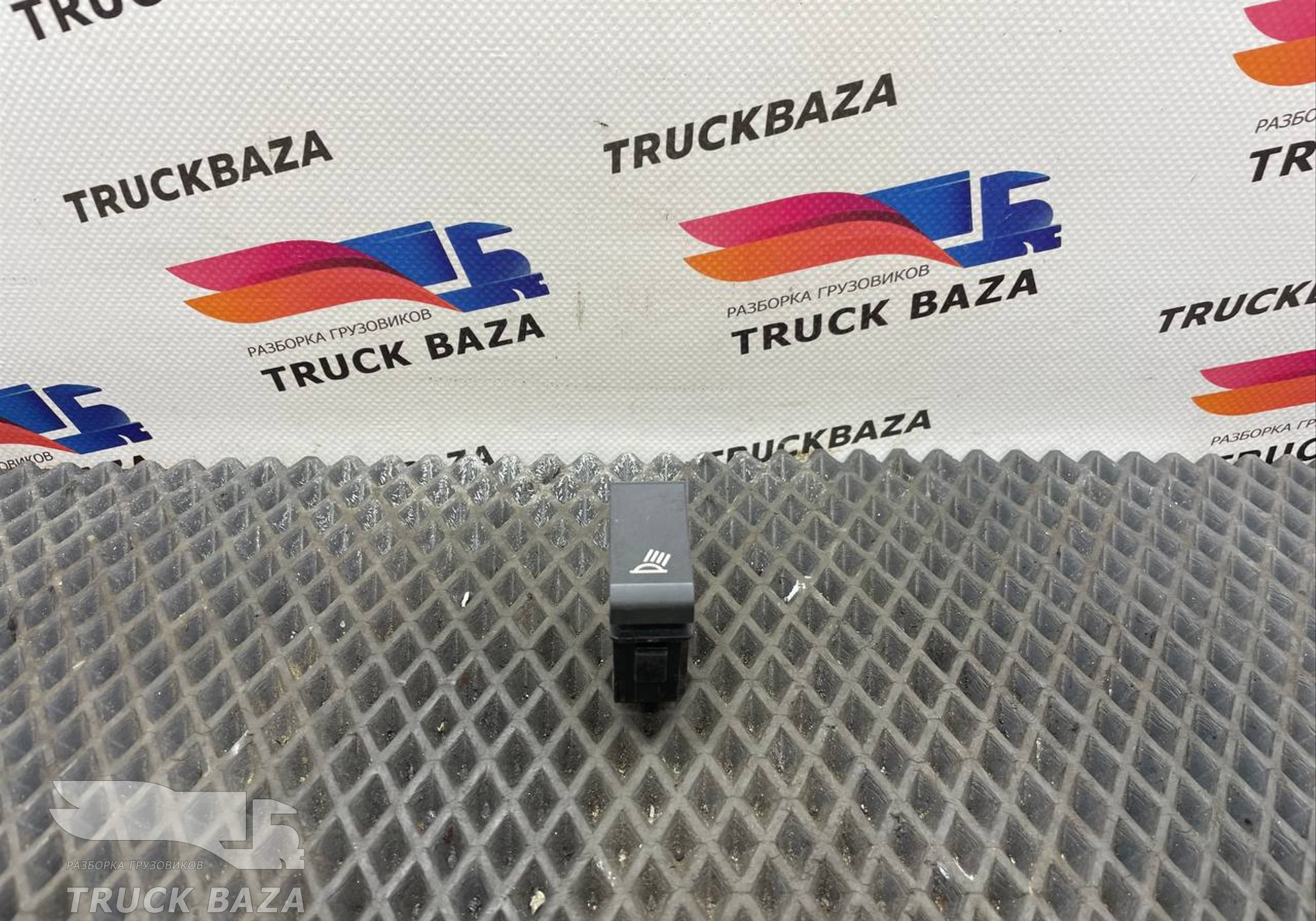 2141441 Кнопка внутреннего освещения для Daf XF106 (с 2012)