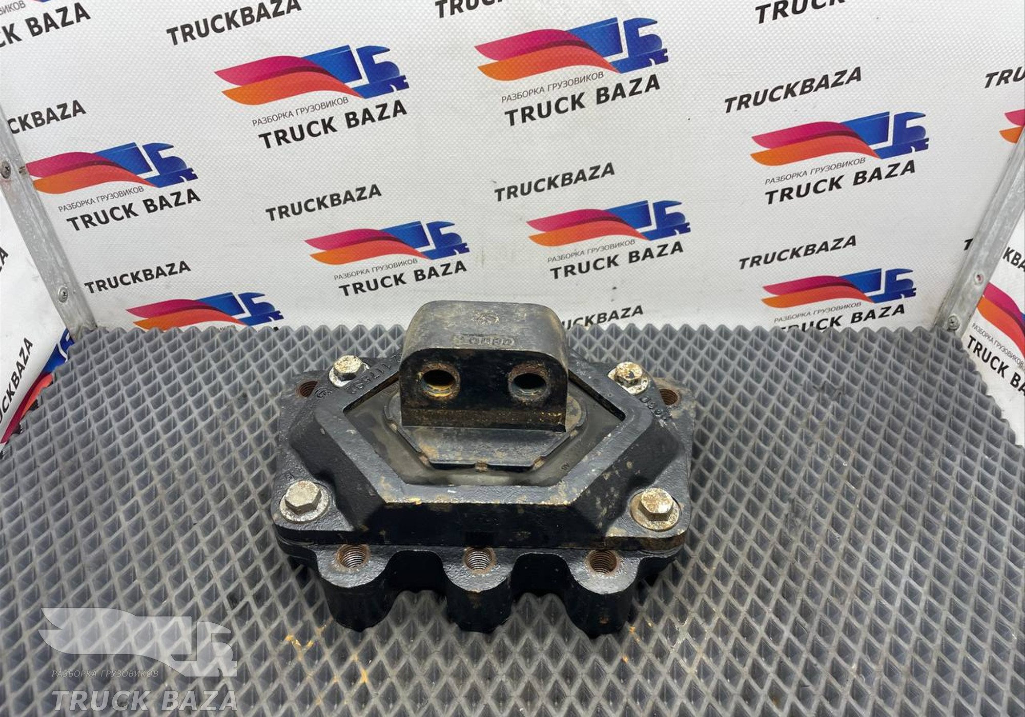 7421175S7 Подушка КПП левая для Ford F-MAX (с 2018)