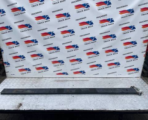 505821872 направляющая стойки для Полуприцепы Krone