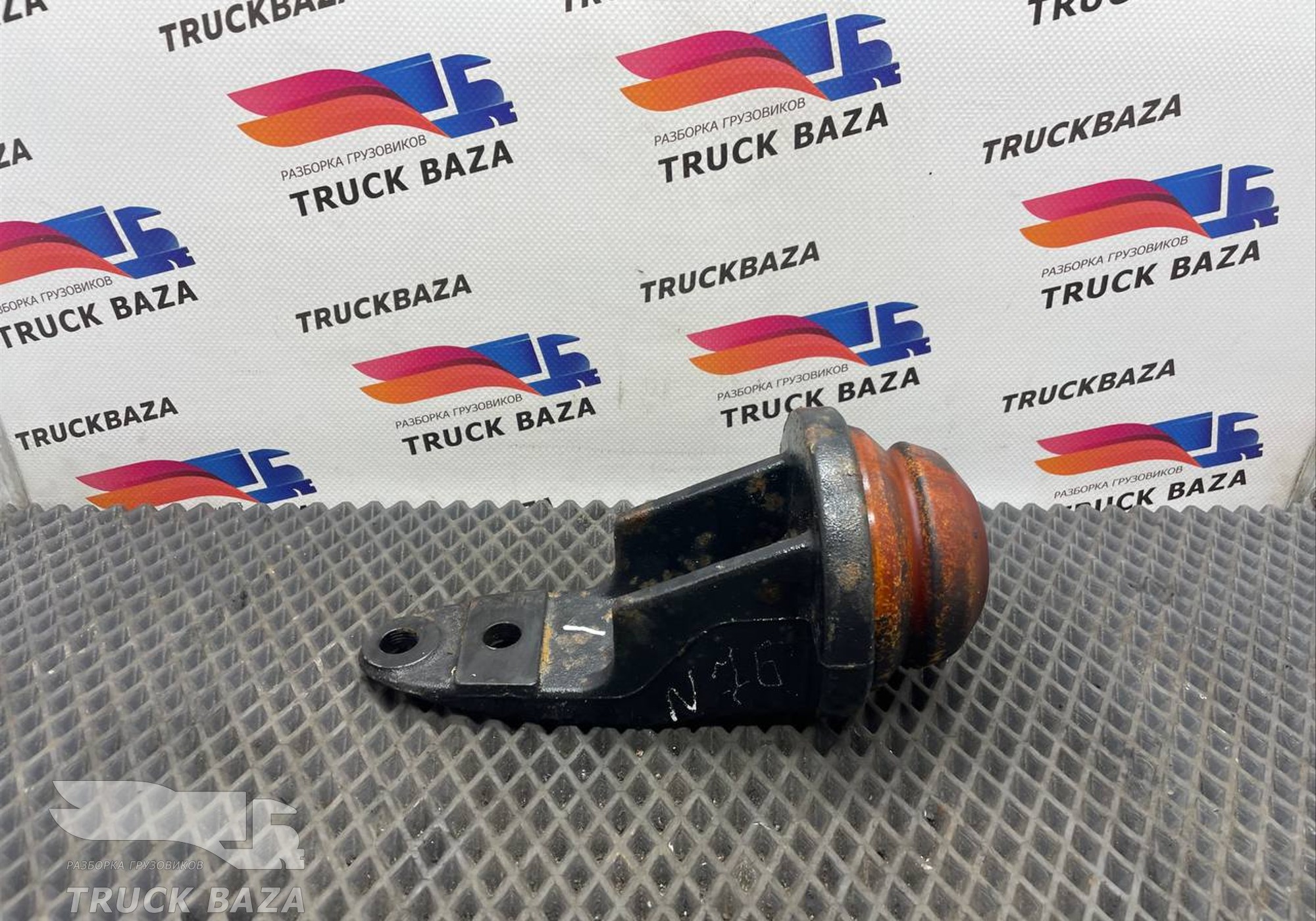 81414010083 Кронштейн рессоры передней для Man TGX TG3 (с 2020)