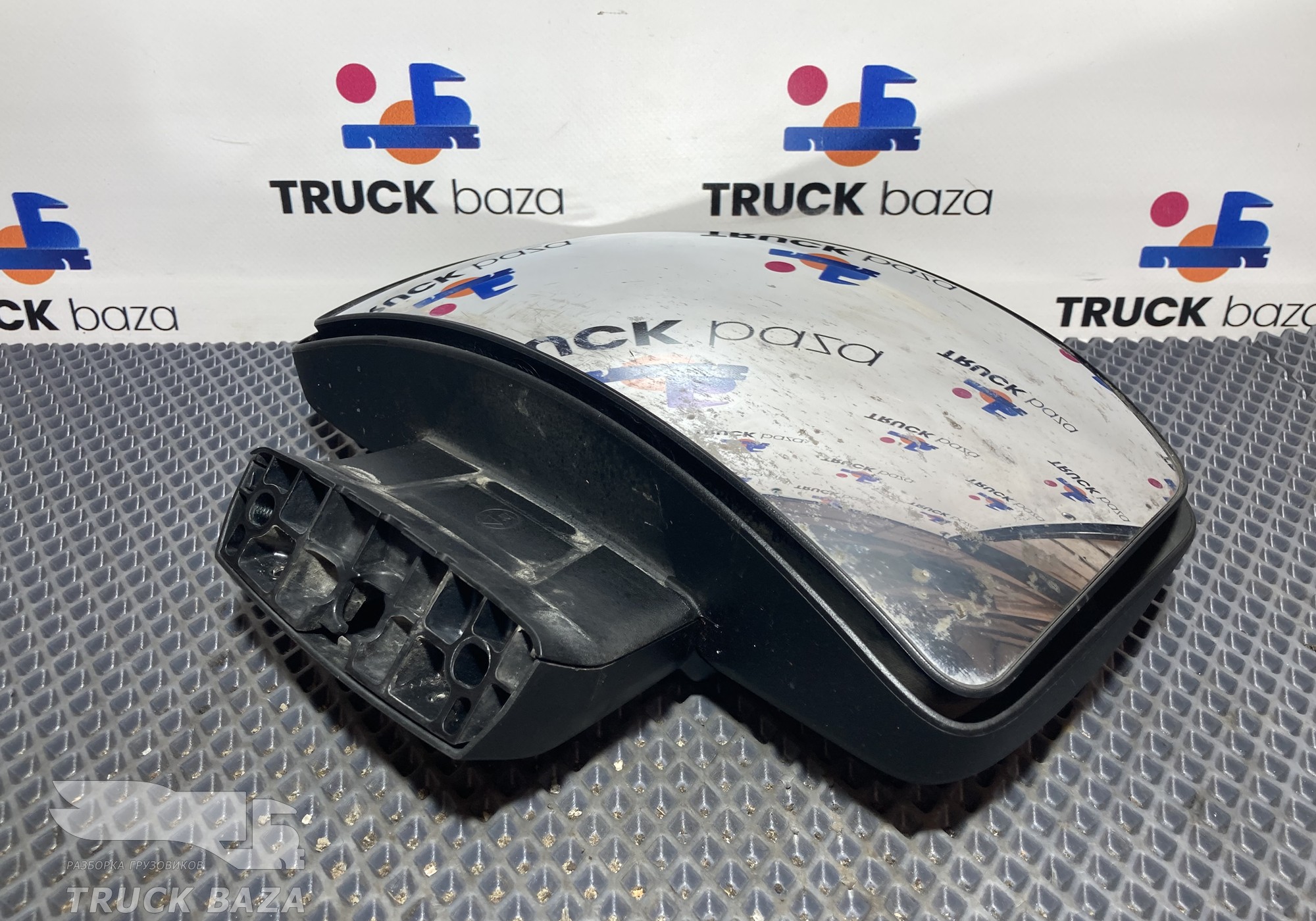 81637306843 Зеркало бордюрное для Man TGX II (с 2012)