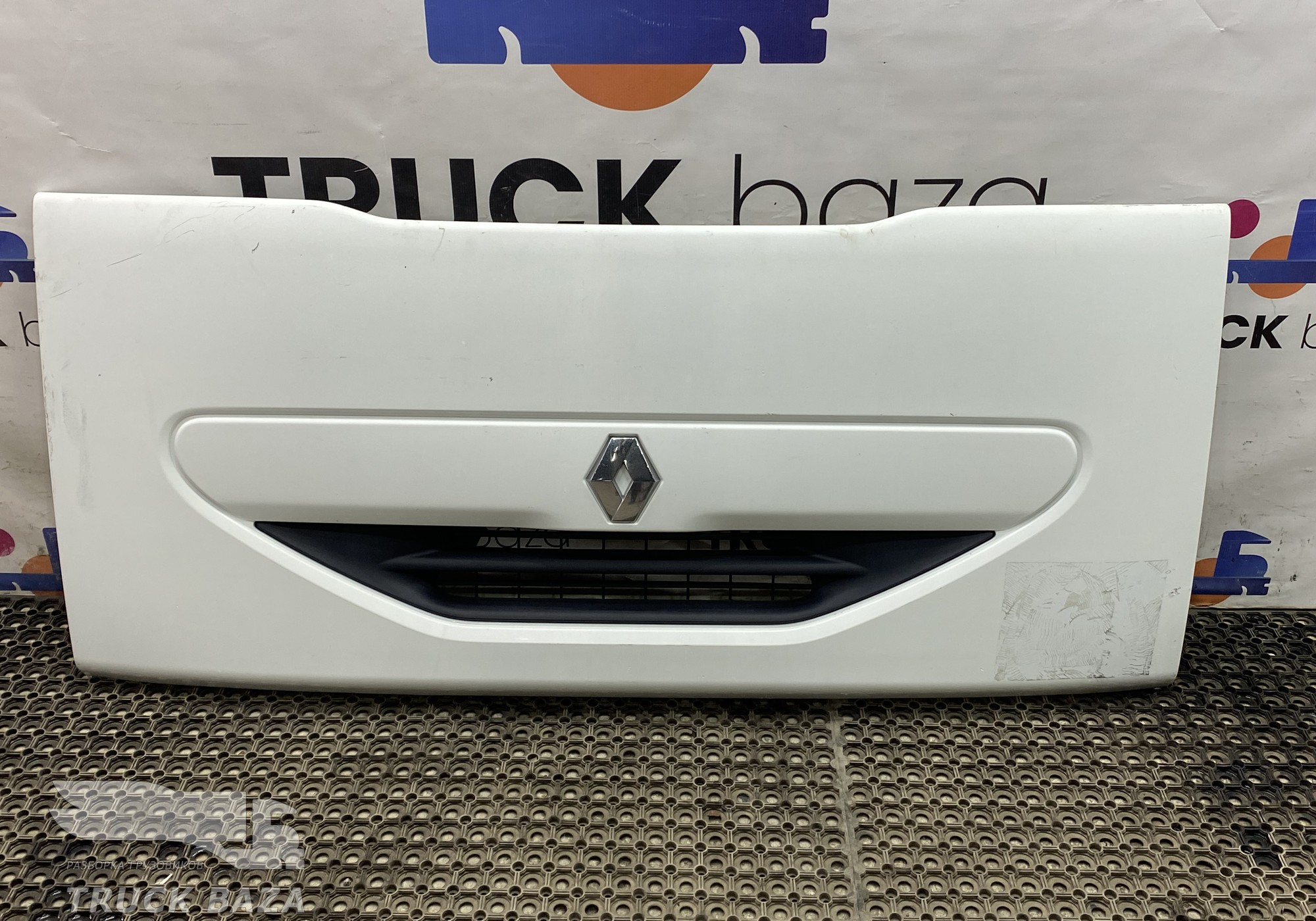 5010301618 Капот