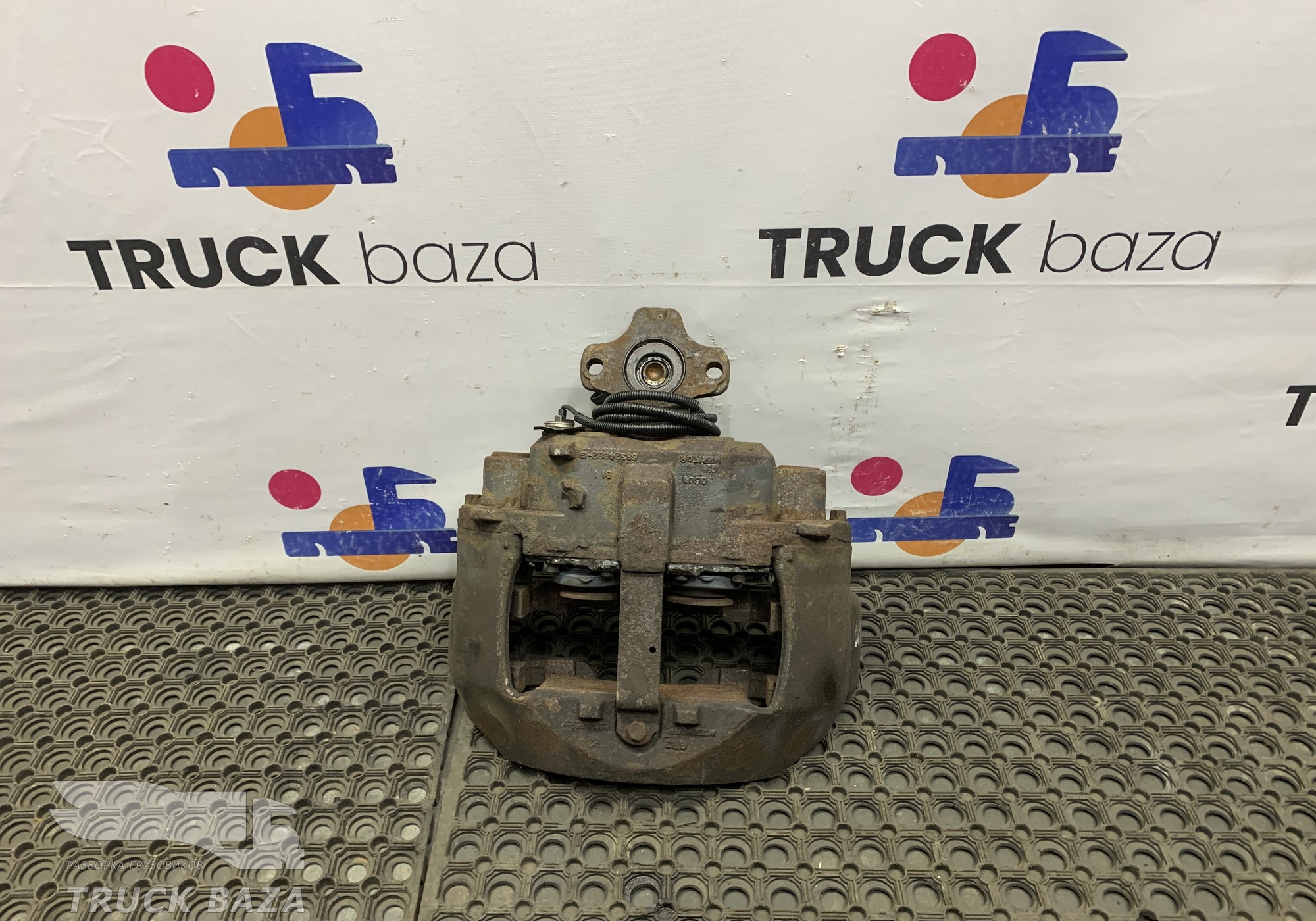 21487603 Суппорт передний левый для Volvo FM FM4 (с 2013)