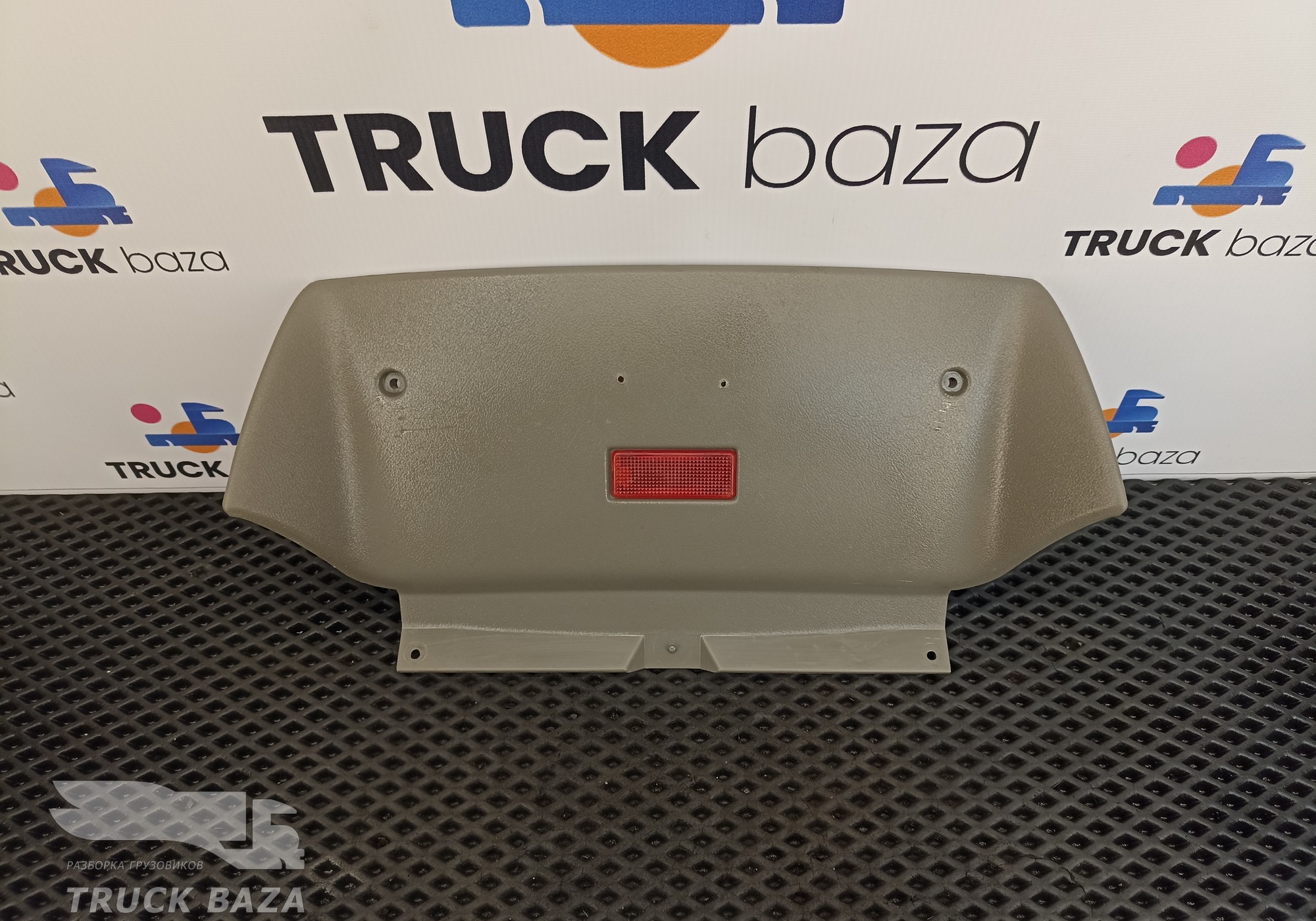 1634741 Накладка на торпедо для Daf XF95