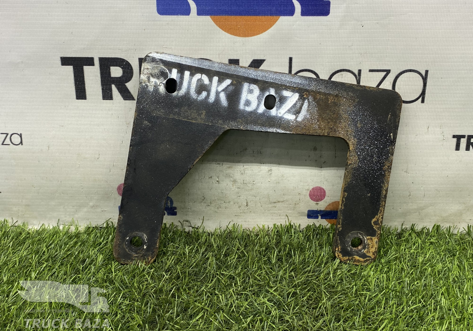 54901302070 Кронштейн радиатора для КАМАЗ 54901