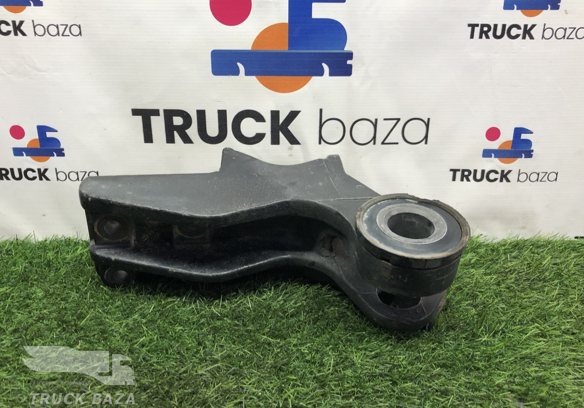 R5490500204310 Кронштейн торсиона кабины левый для Mercedes-Benz