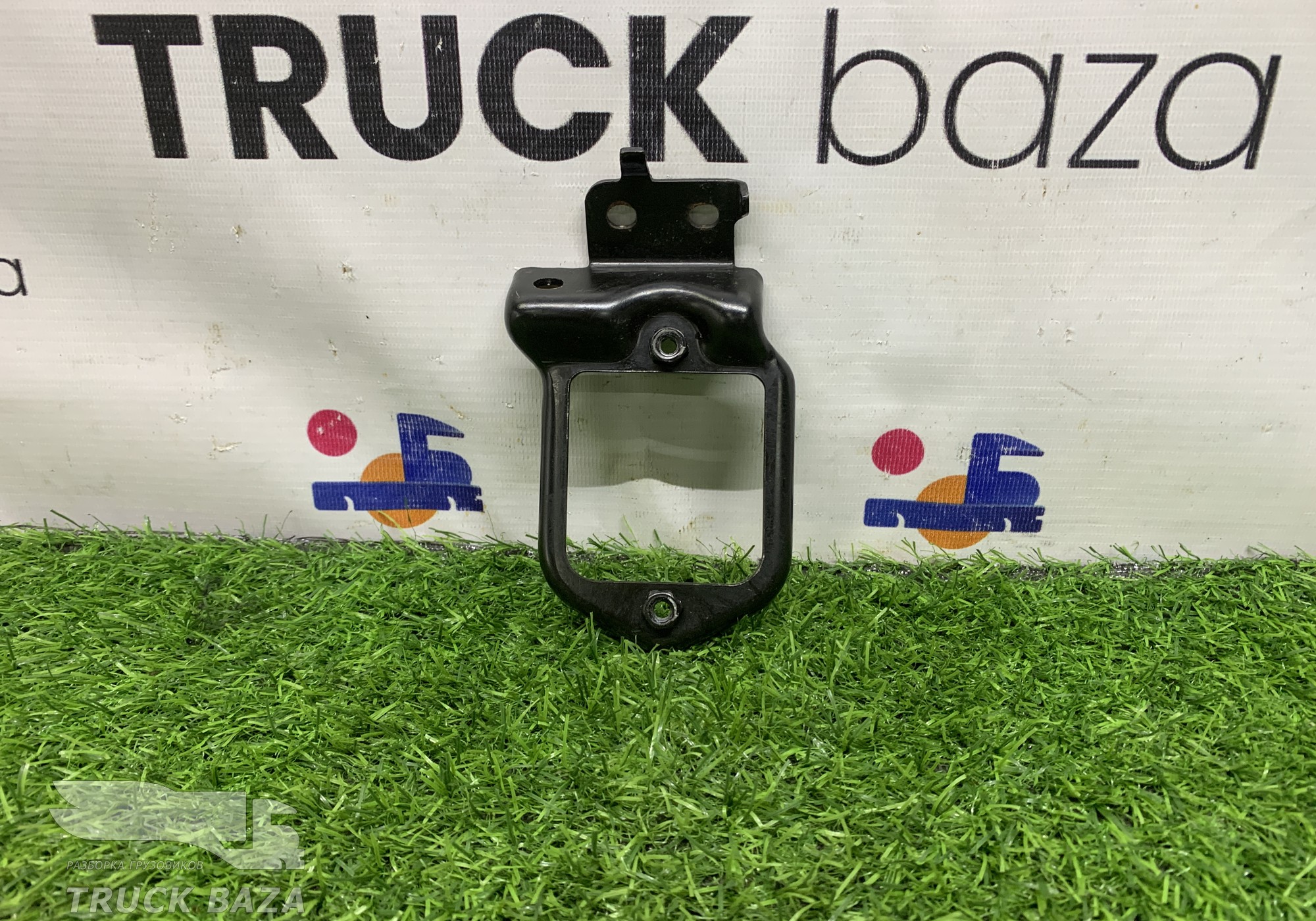 A9406801714 Кронштейн тормозного крана