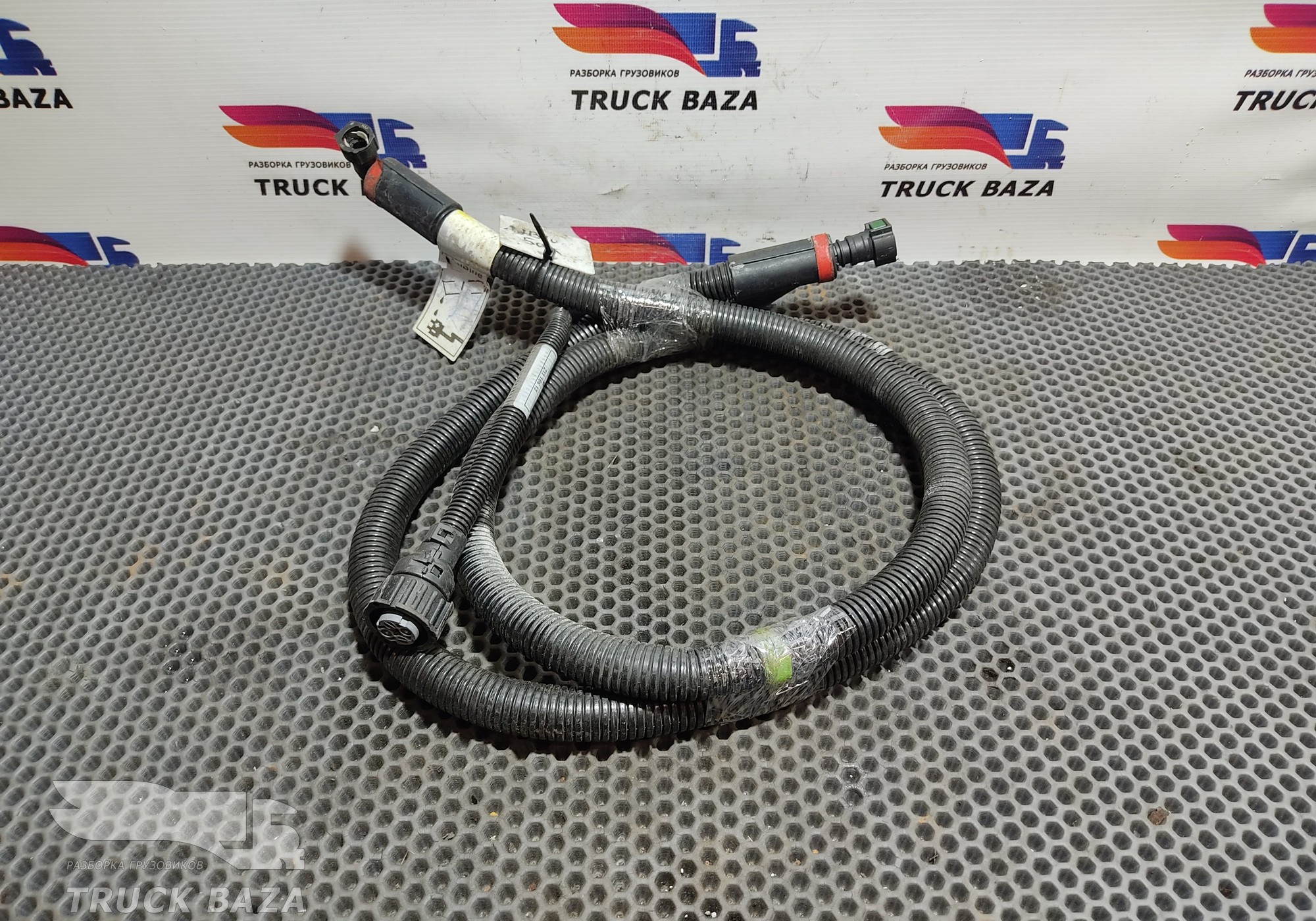 21118613 Проводка системы AdBlue для Volvo FH 2 (с 2002 по 2008)