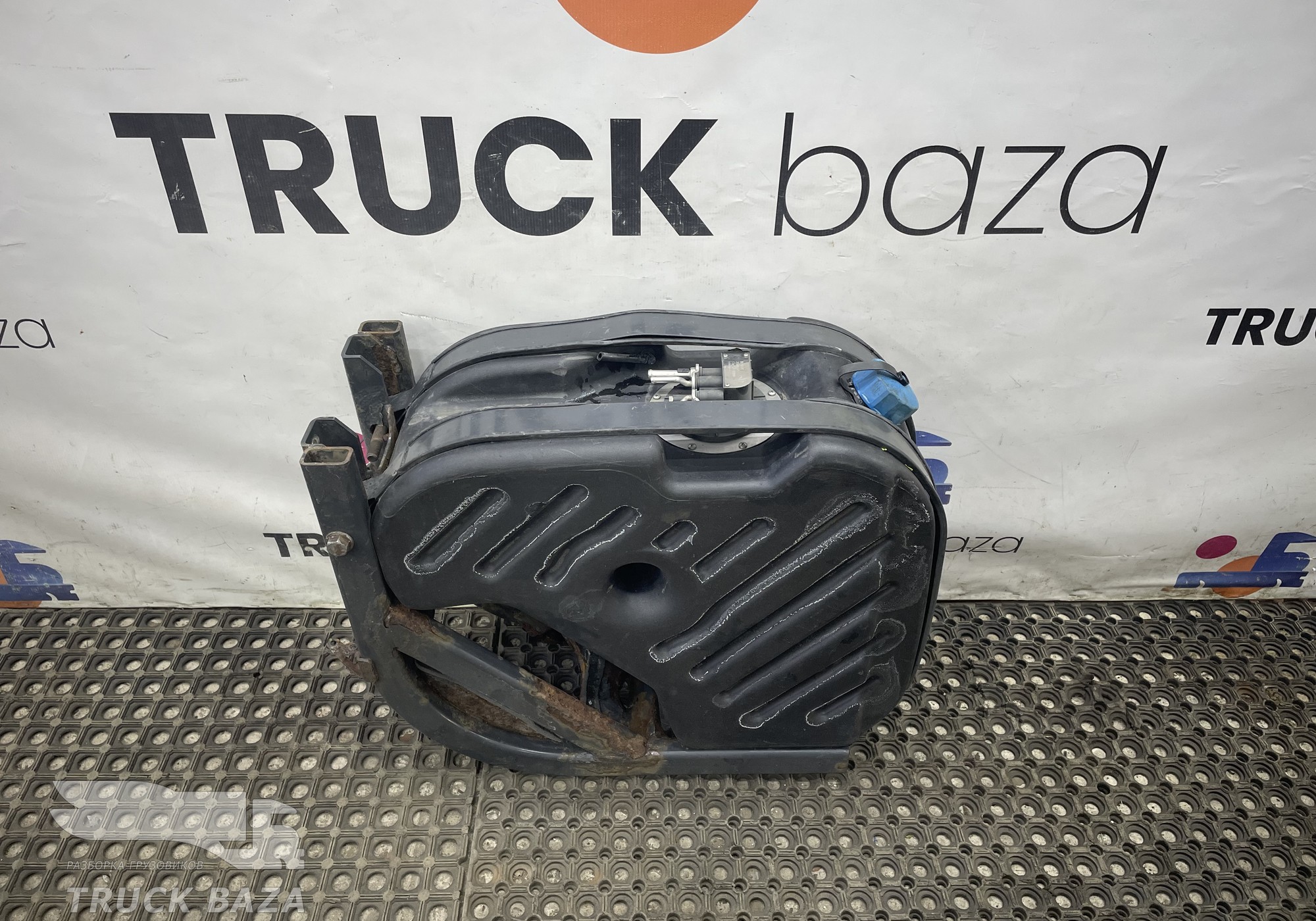 2083054 Бак AdBlue для Scania 5-series G (с 2004 по 2016)