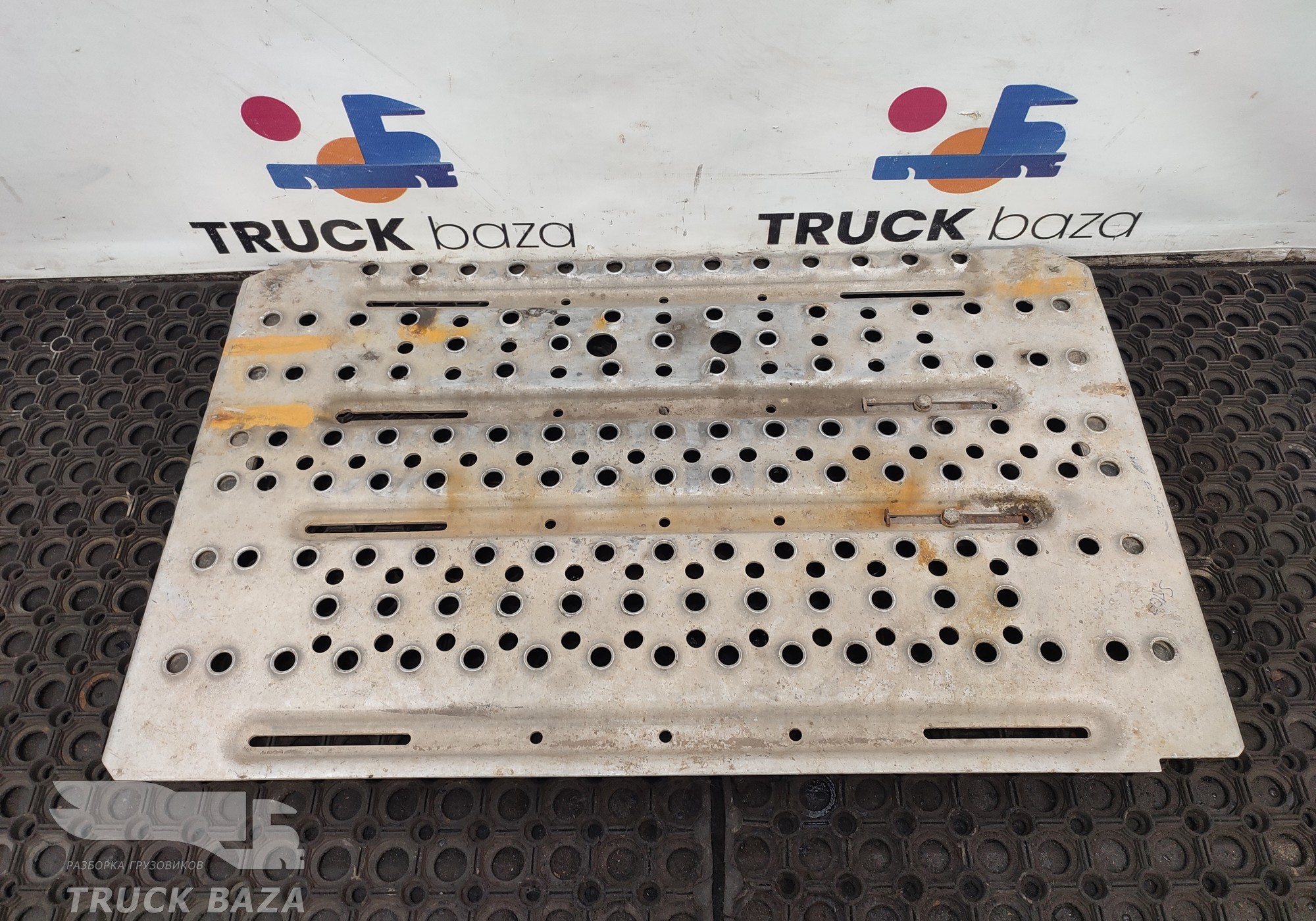 2049623 Трап на раму за кабиной для Scania
