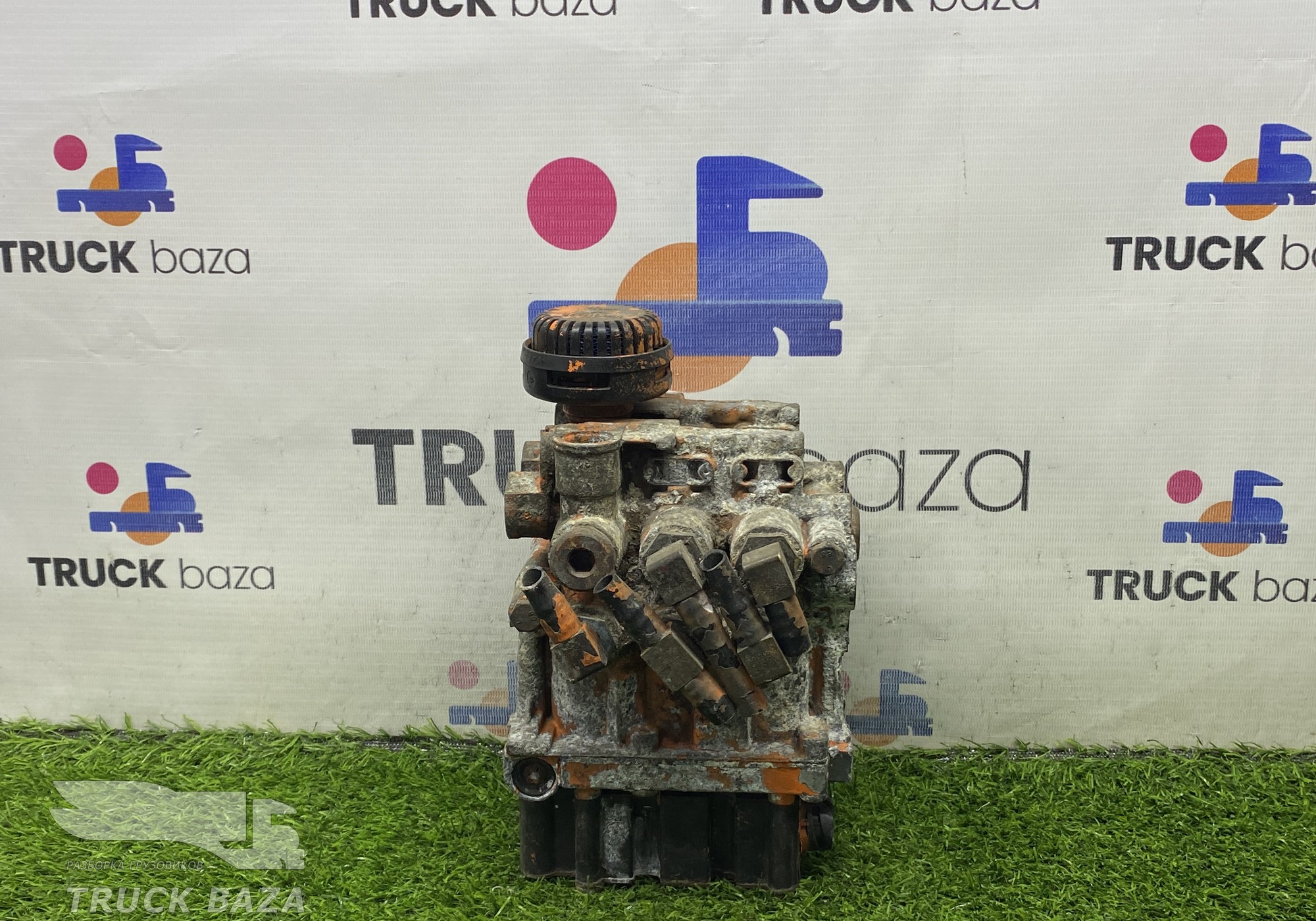 81259026147 Кран уровня пола главный