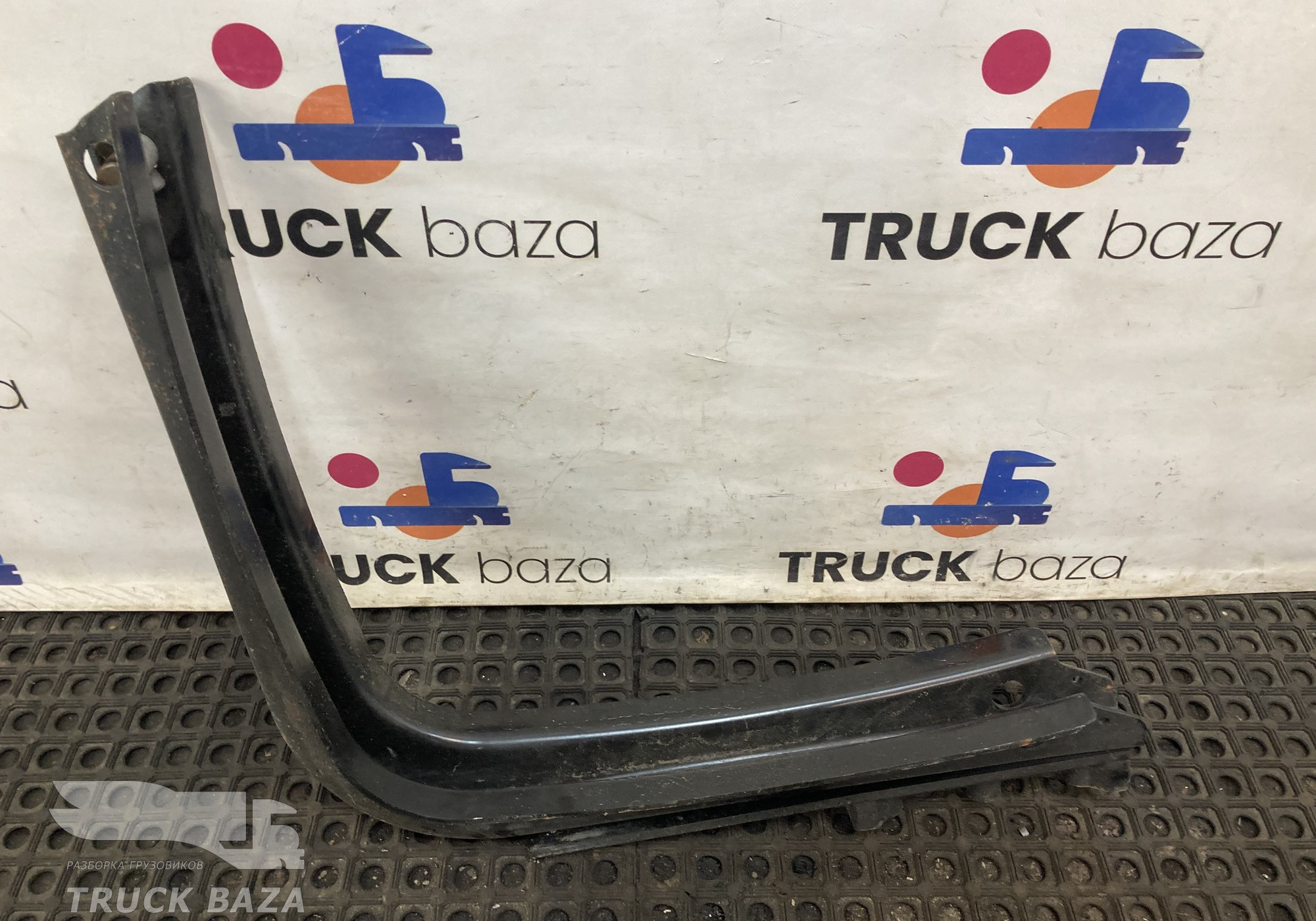 11011052005 Кронштейн топливного бака для Faw J7 (с 2018)