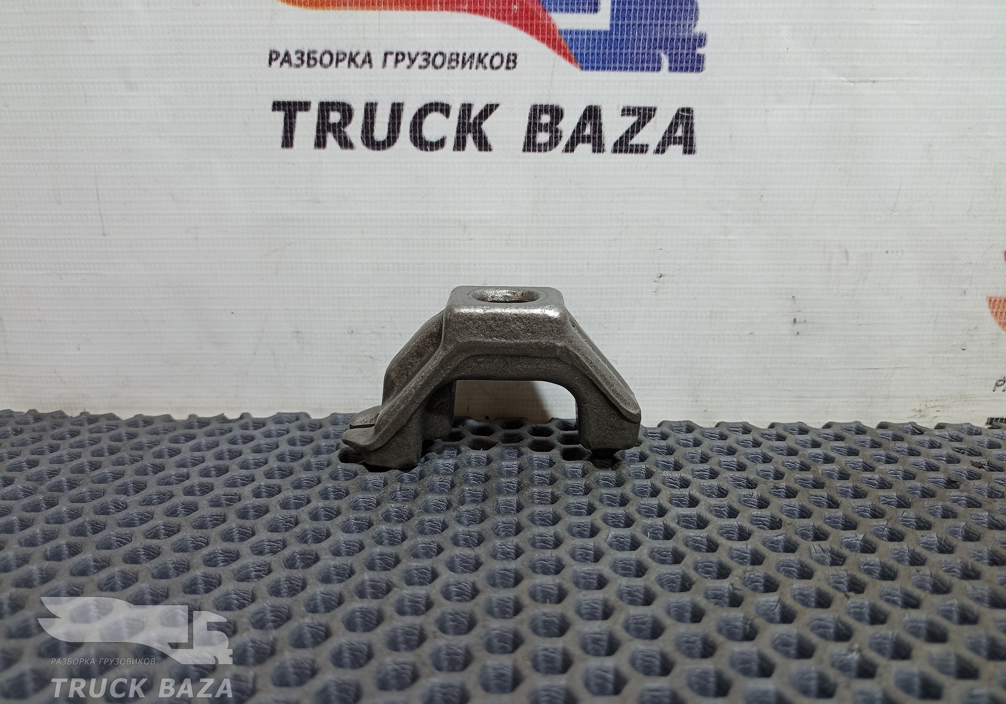 5410780535 Кронштейн форсунки топливной для Mercedes-Benz Axor