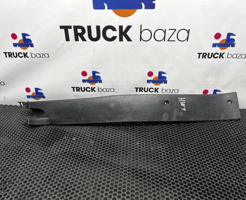 810W615100786 Накладка порога правая задняя для Sinotruk Howo T5G