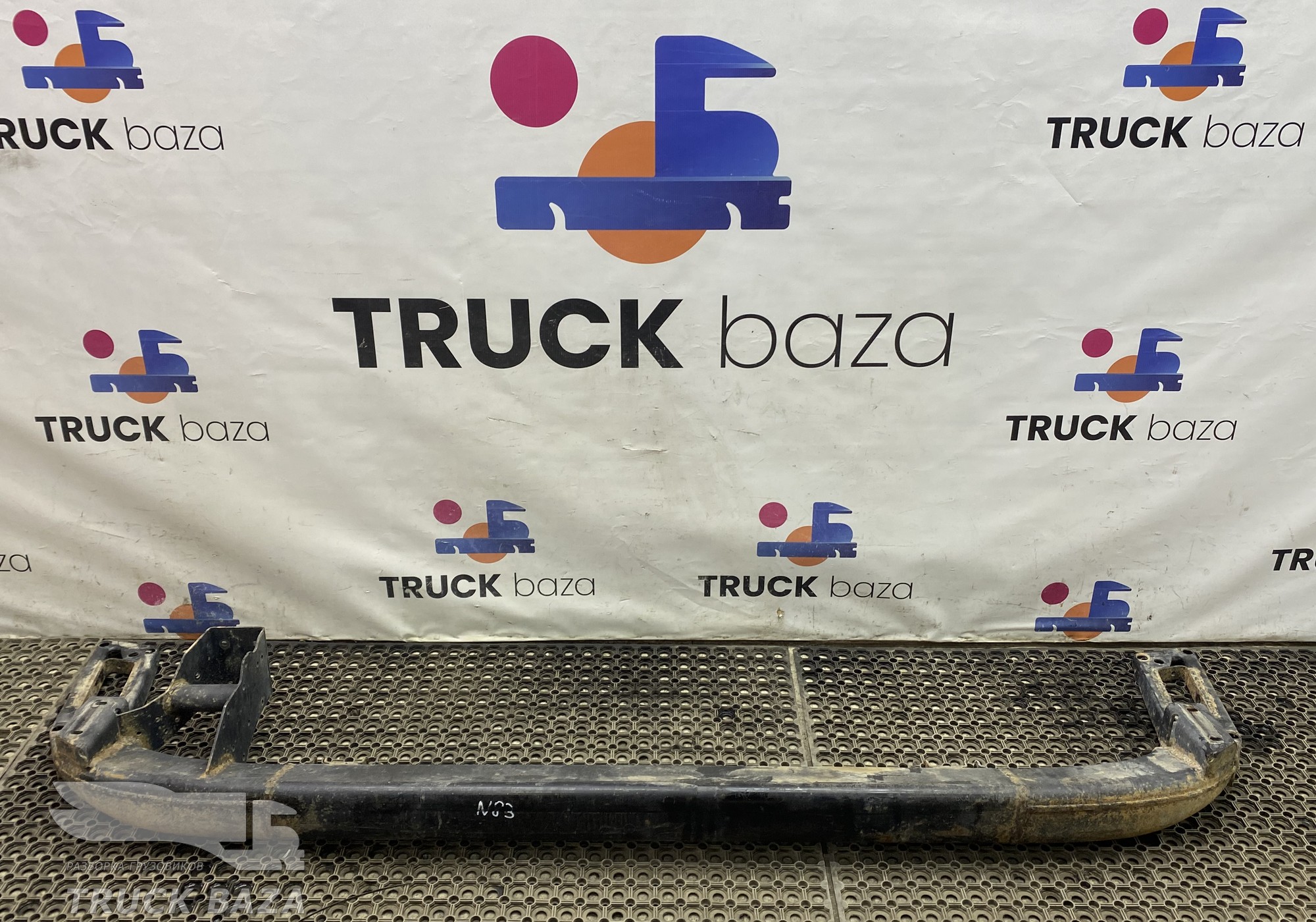 81416505024 Усилитель переднего бампера для Man