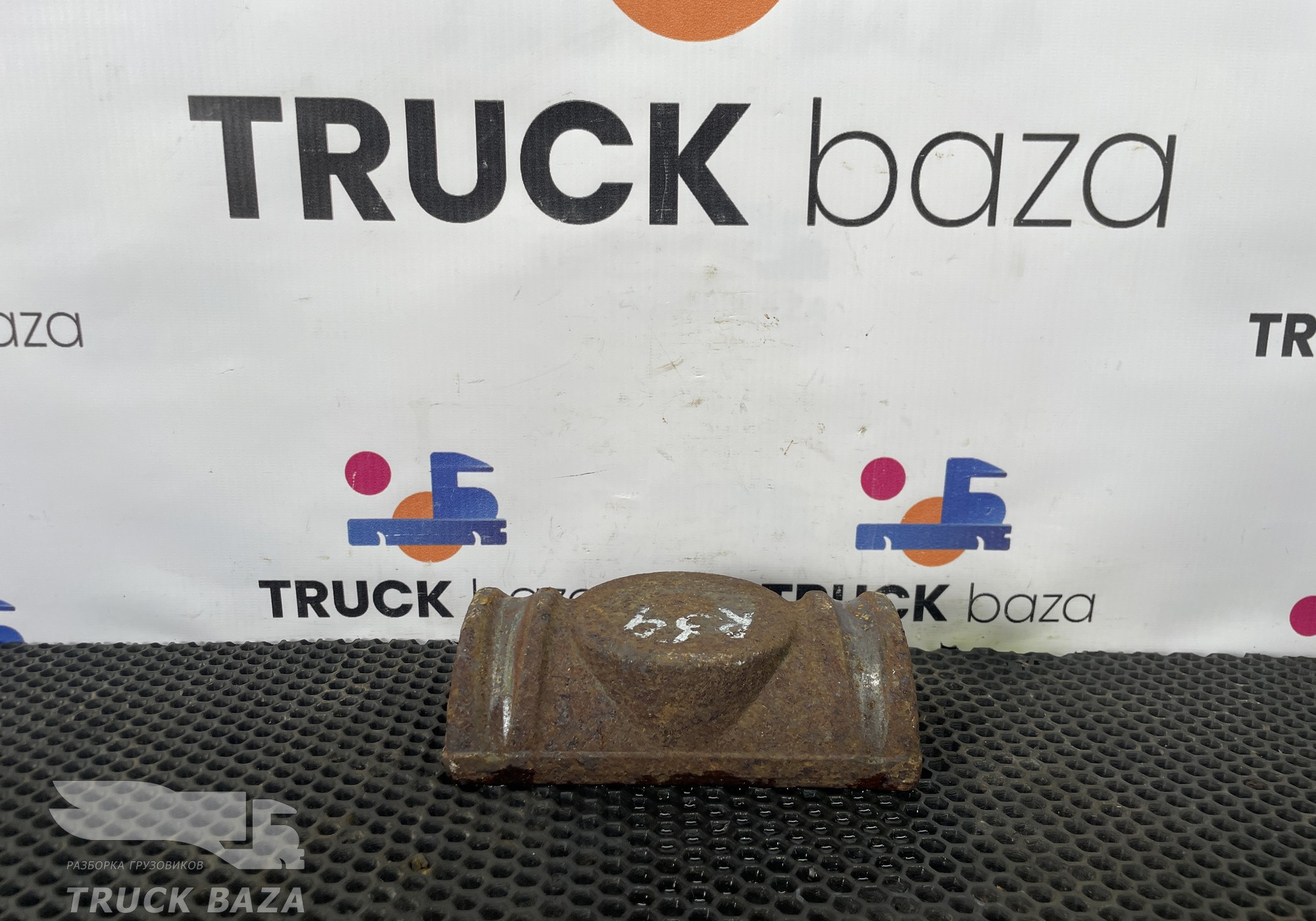 5010557715 Проставка рессоры для Renault Premium