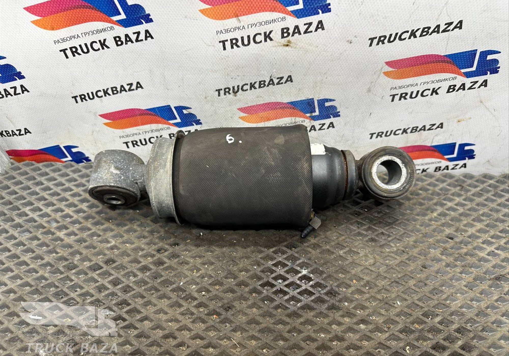 9438903819 Подушка кабины задняя для Mercedes-Benz Actros MP3 (с 2008)