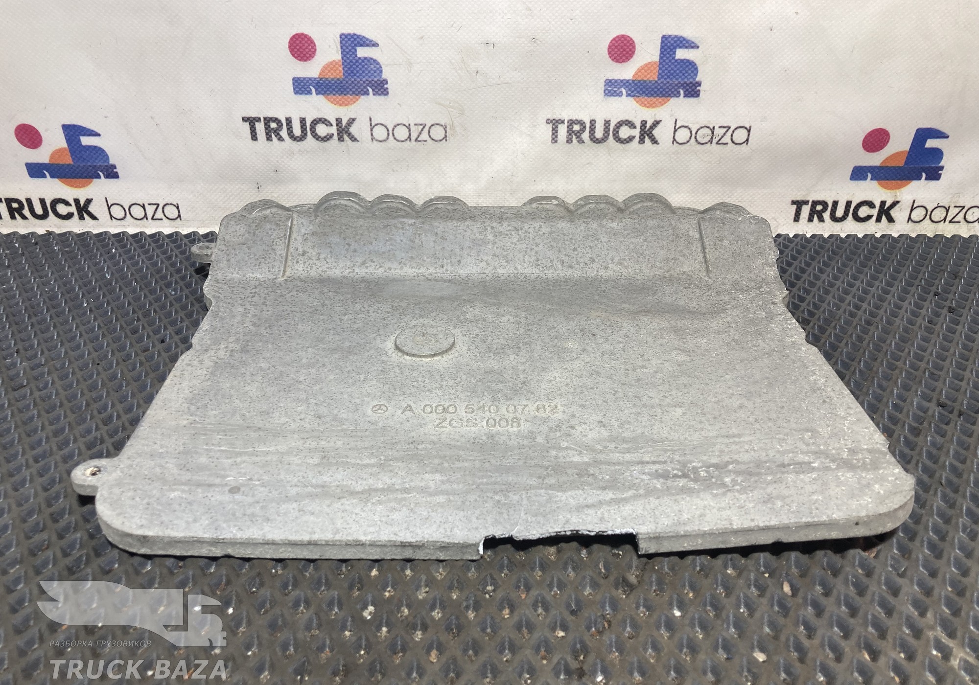 A0005400782 Крышка блока предохранителей