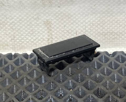 812W255036101 Заглушка кнопки для Sinotruk Sitrak C7H