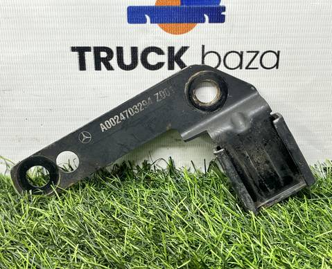 A0024703294 Кронштейн насоса автономного отопителя для Mercedes-Benz Actros MP3 (с 2008)