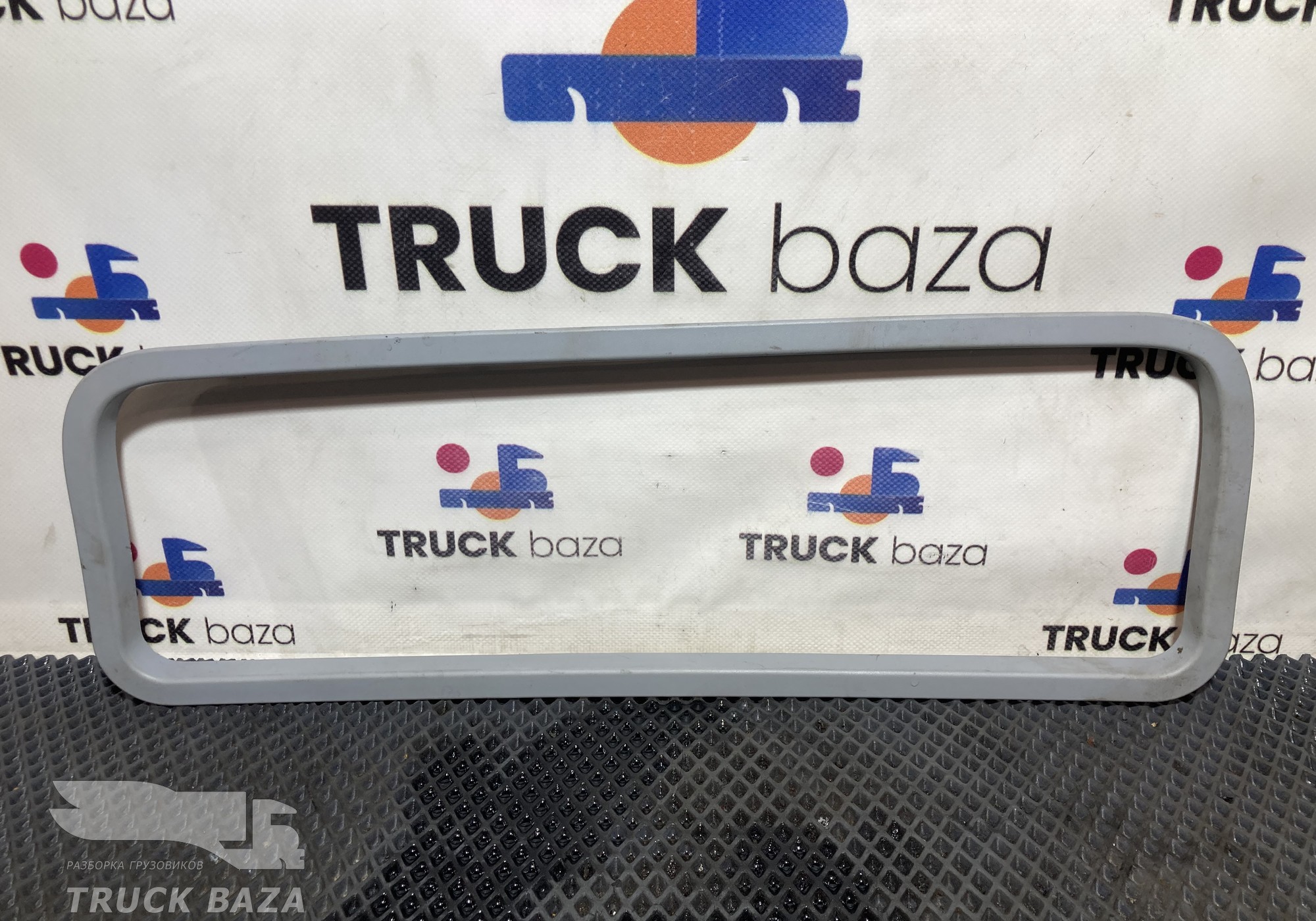 81625710087 Накладка форточки правой для Man TGS II (с 2012)