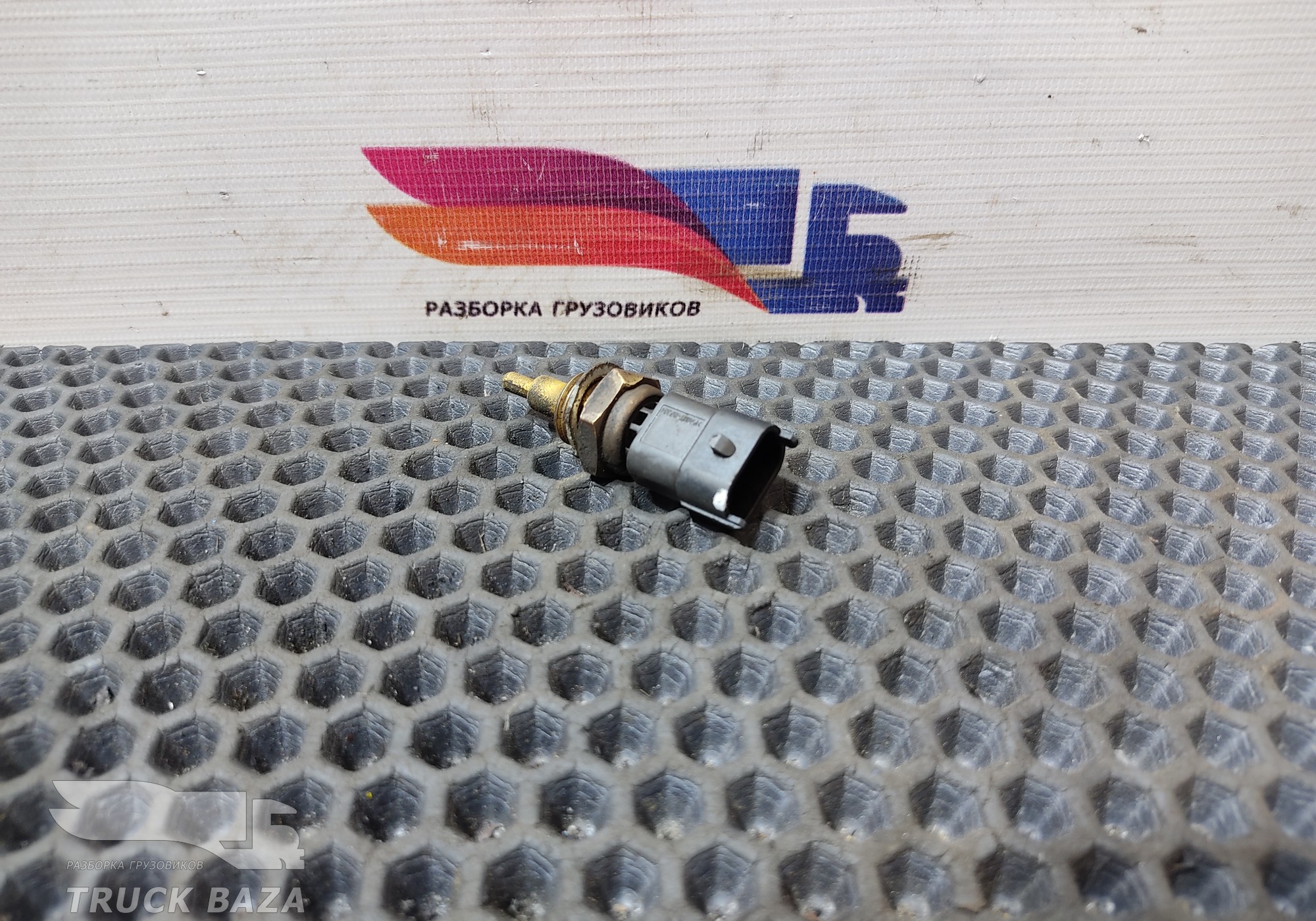 1827058 Датчик температуры для Daf XF105