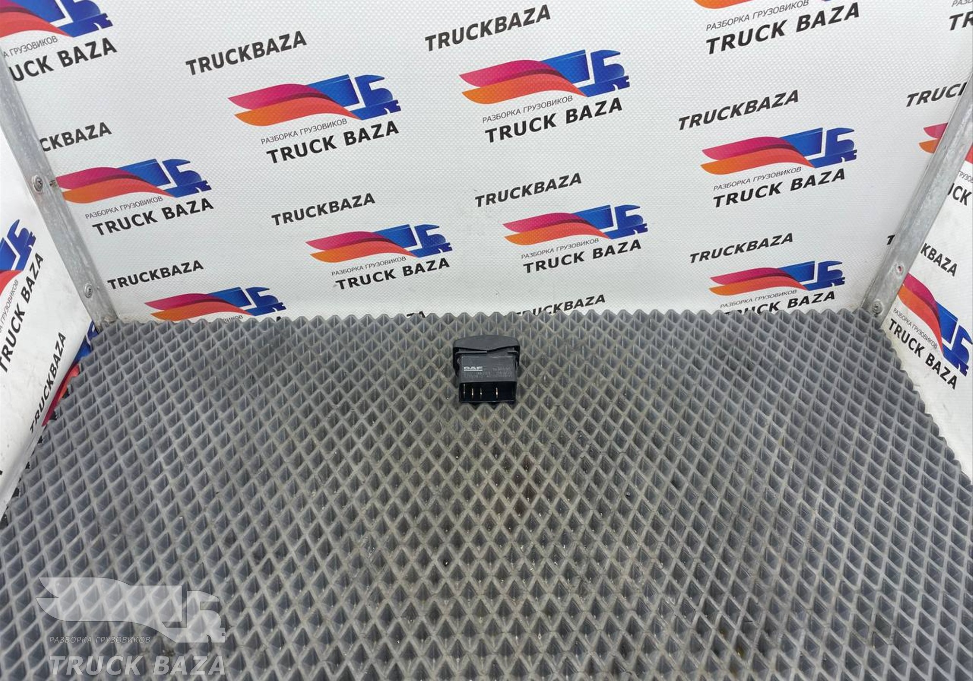 1435595 Кнопка центрального замка для Daf XF105 (с 2006 по 2020)