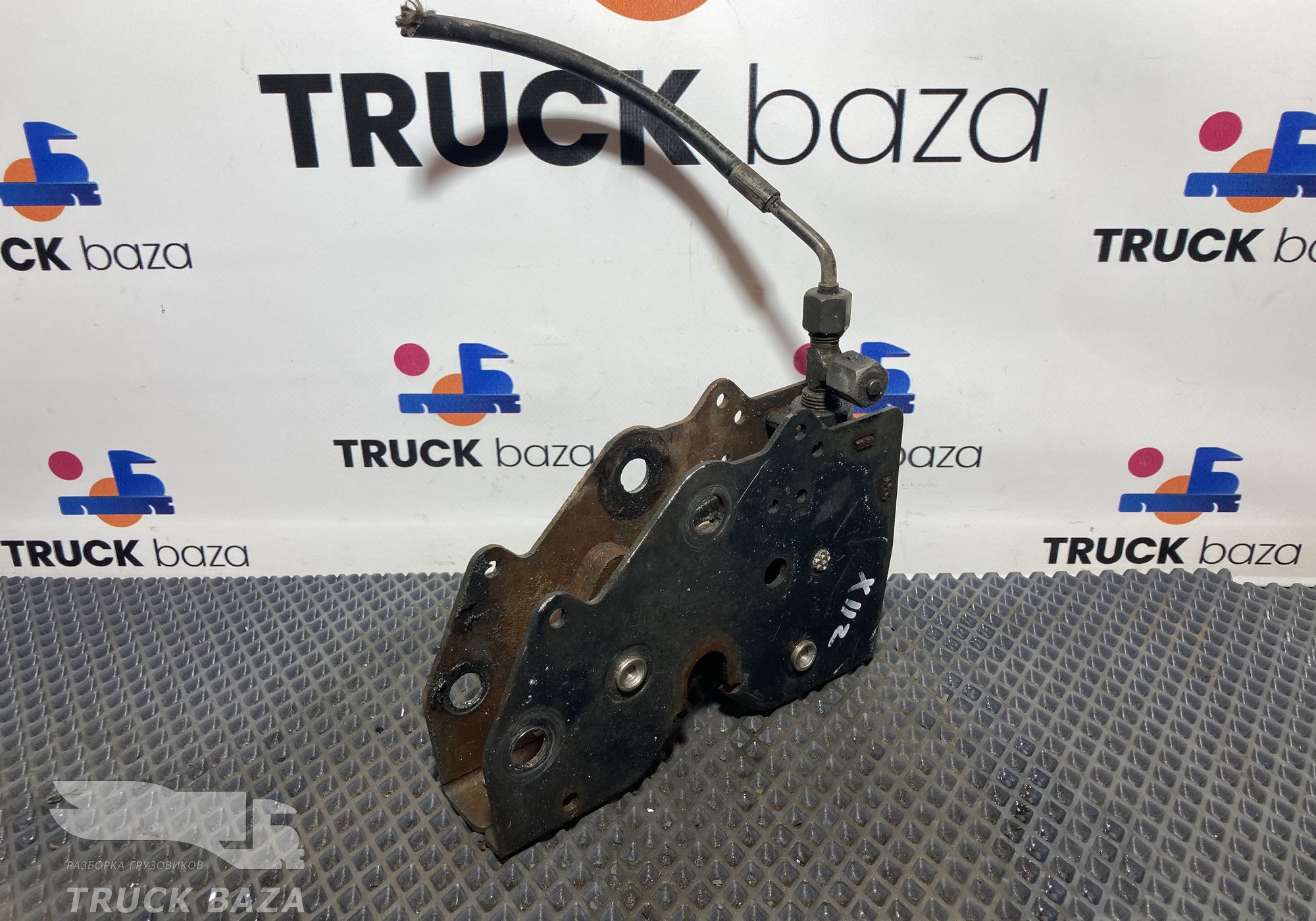 1427612 Замок кабины для Daf